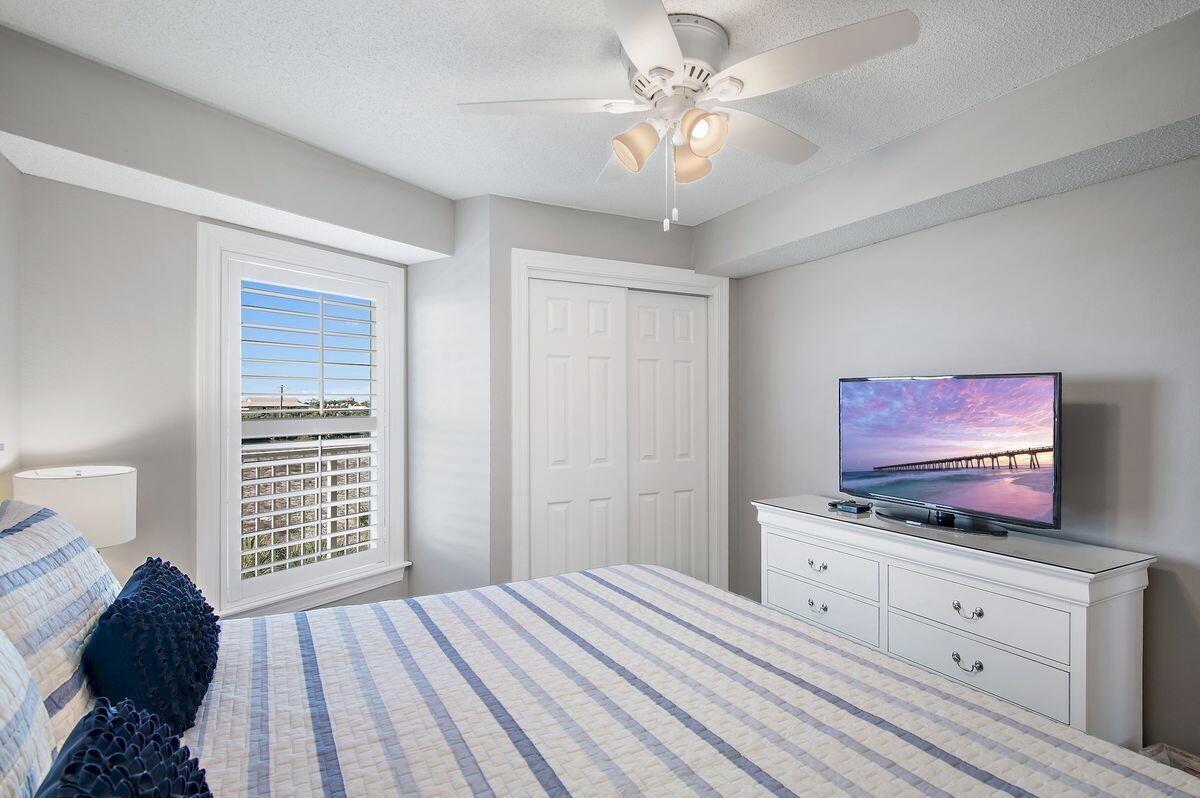 1030 E Highway 98, 1401B