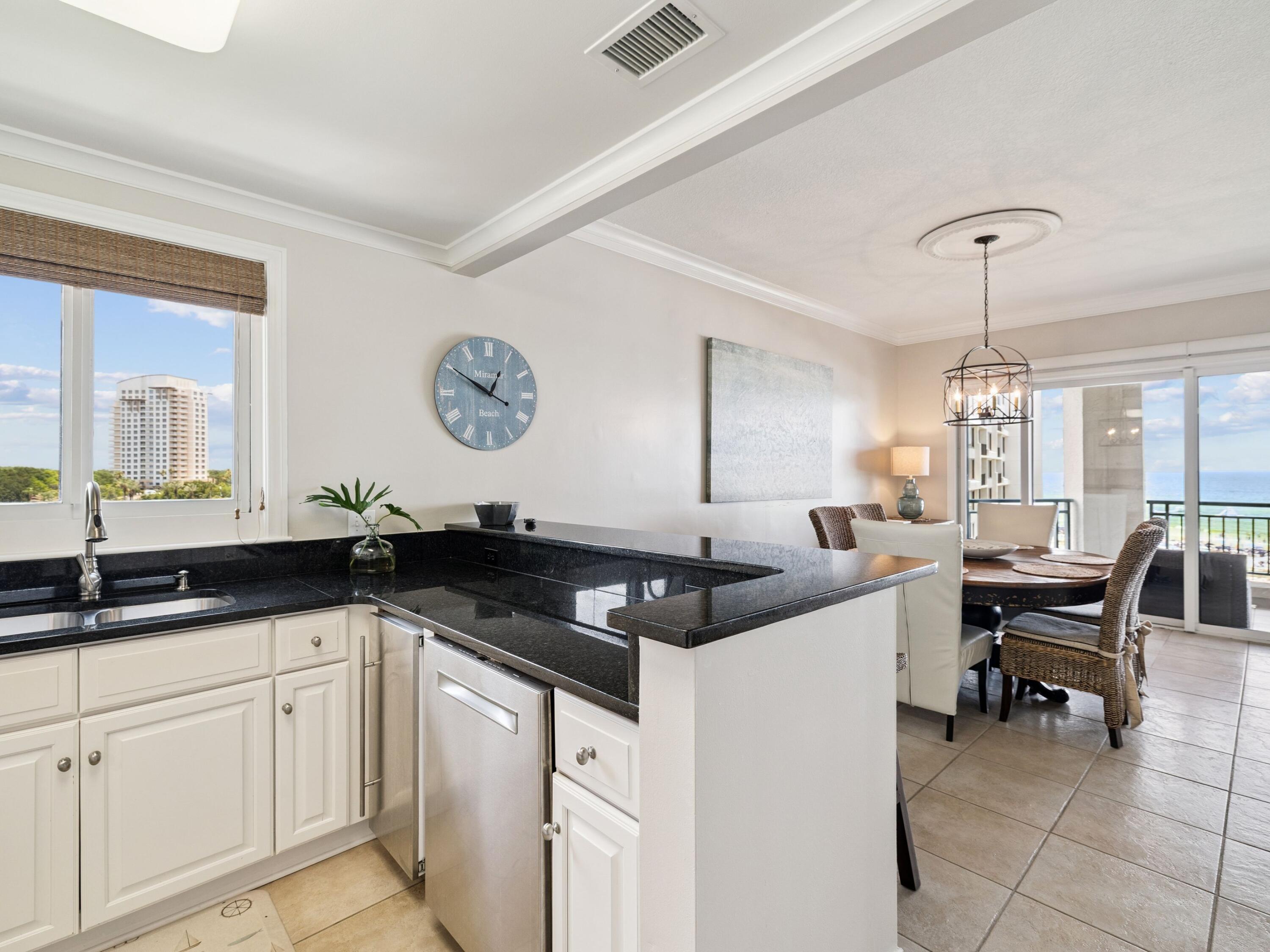 4418 Southwinds Drive, 4418