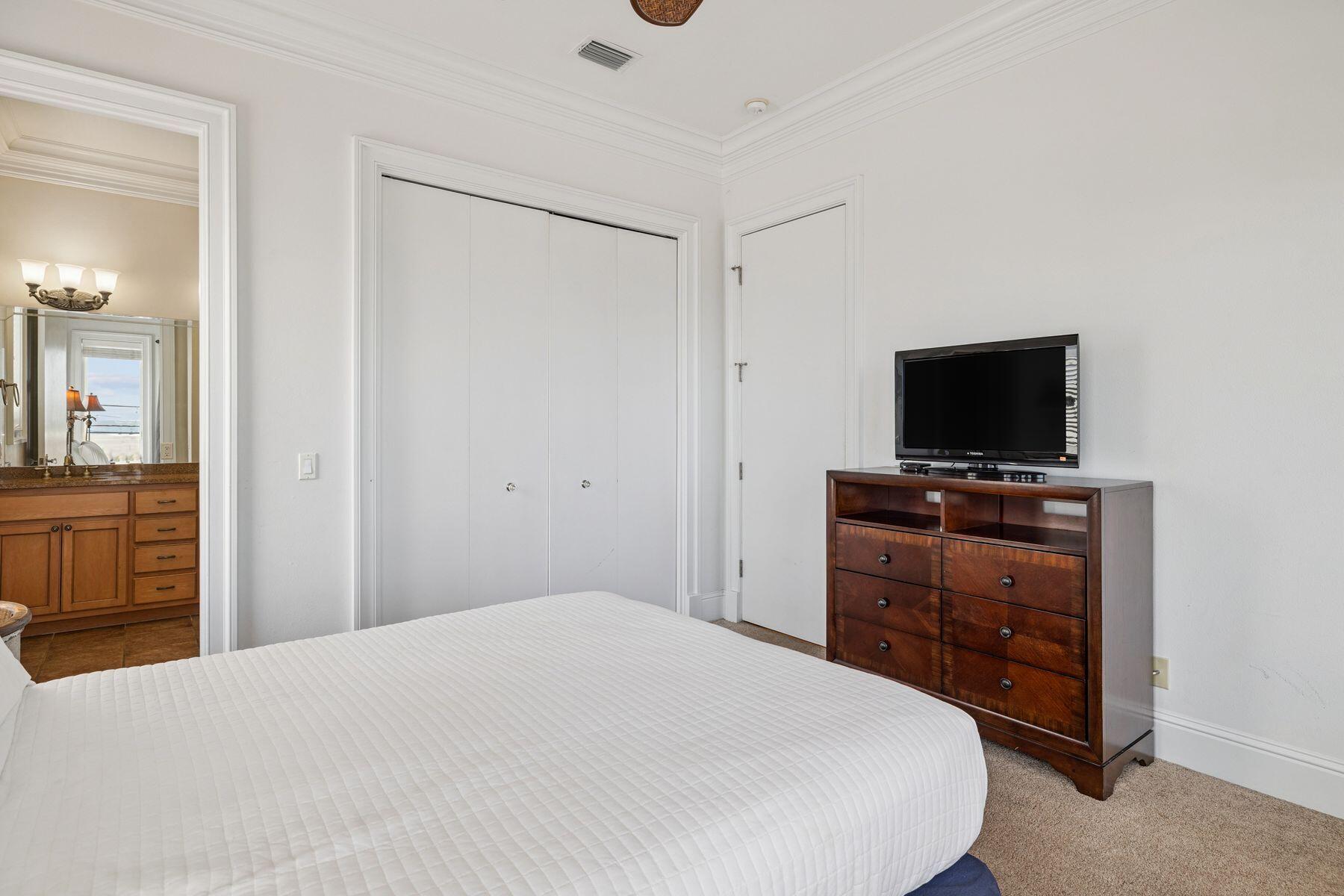 19108 Front Beach Road, B