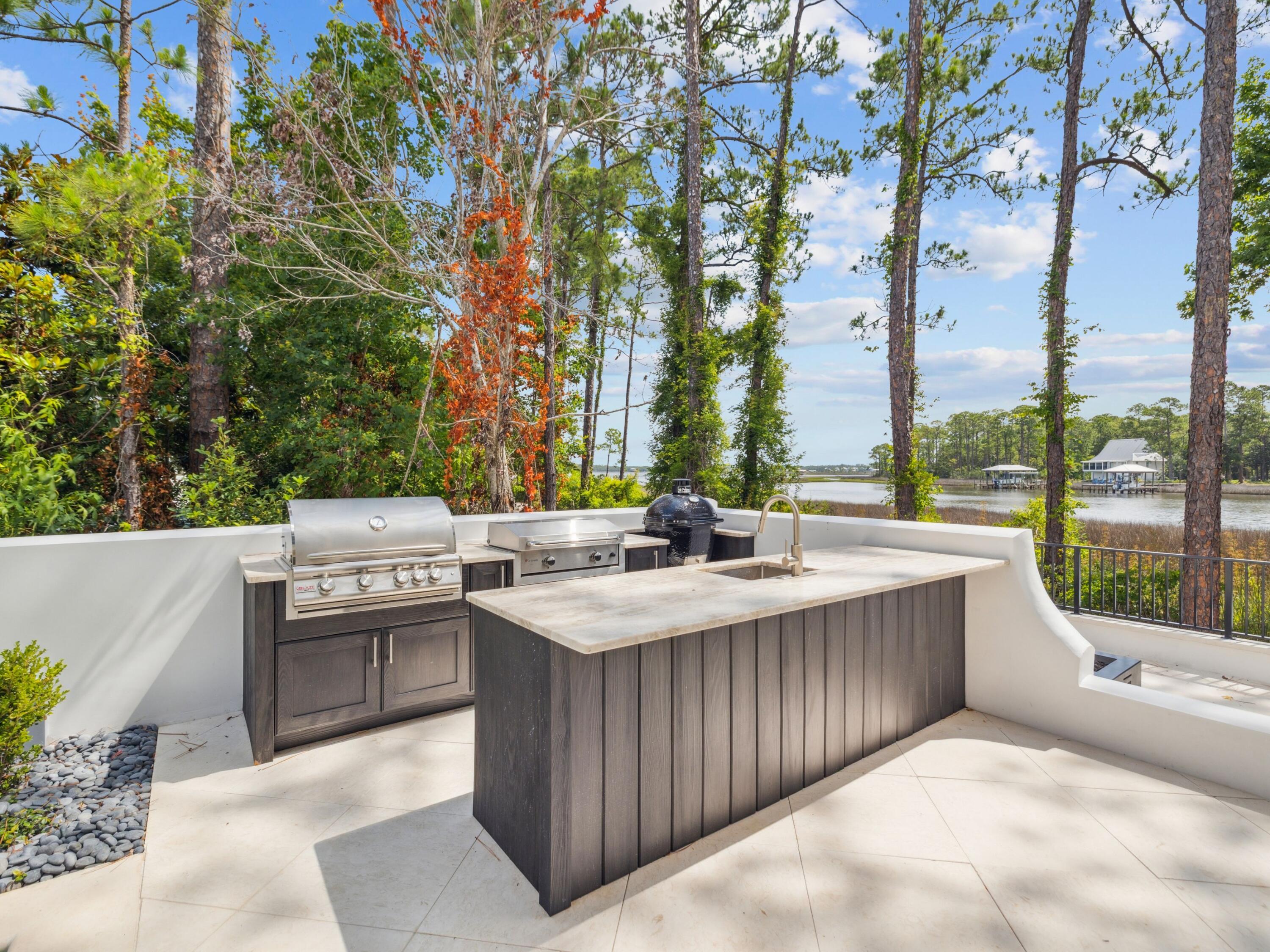 255 Churchill Oaks Dr