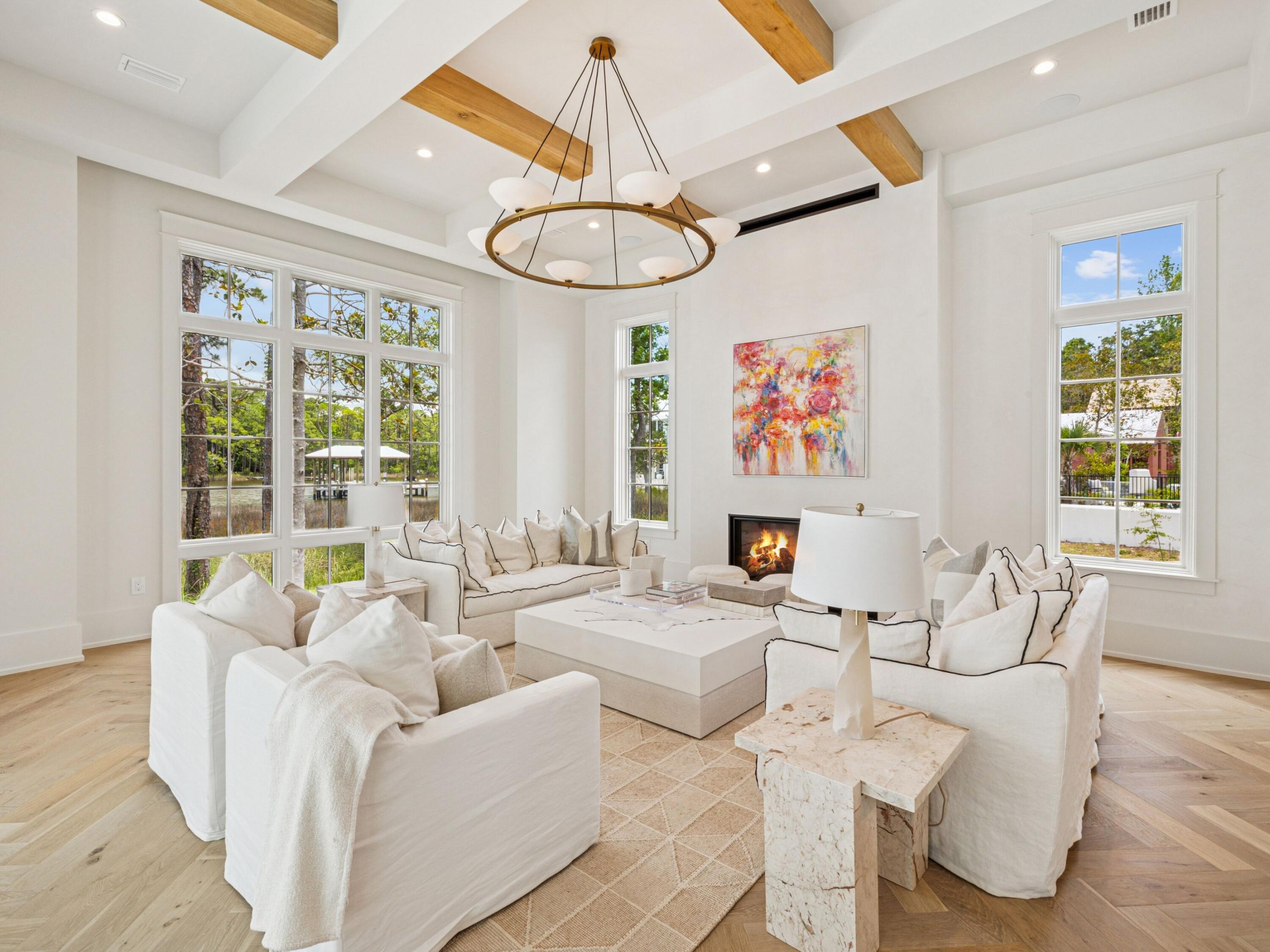 255 Churchill Oaks Dr