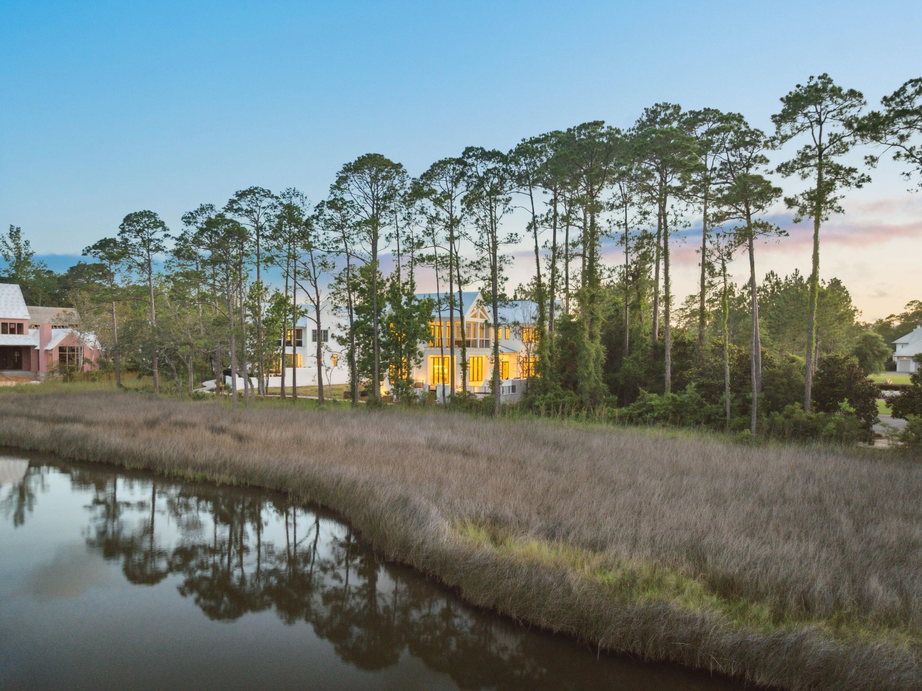 255 Churchill Oaks Dr