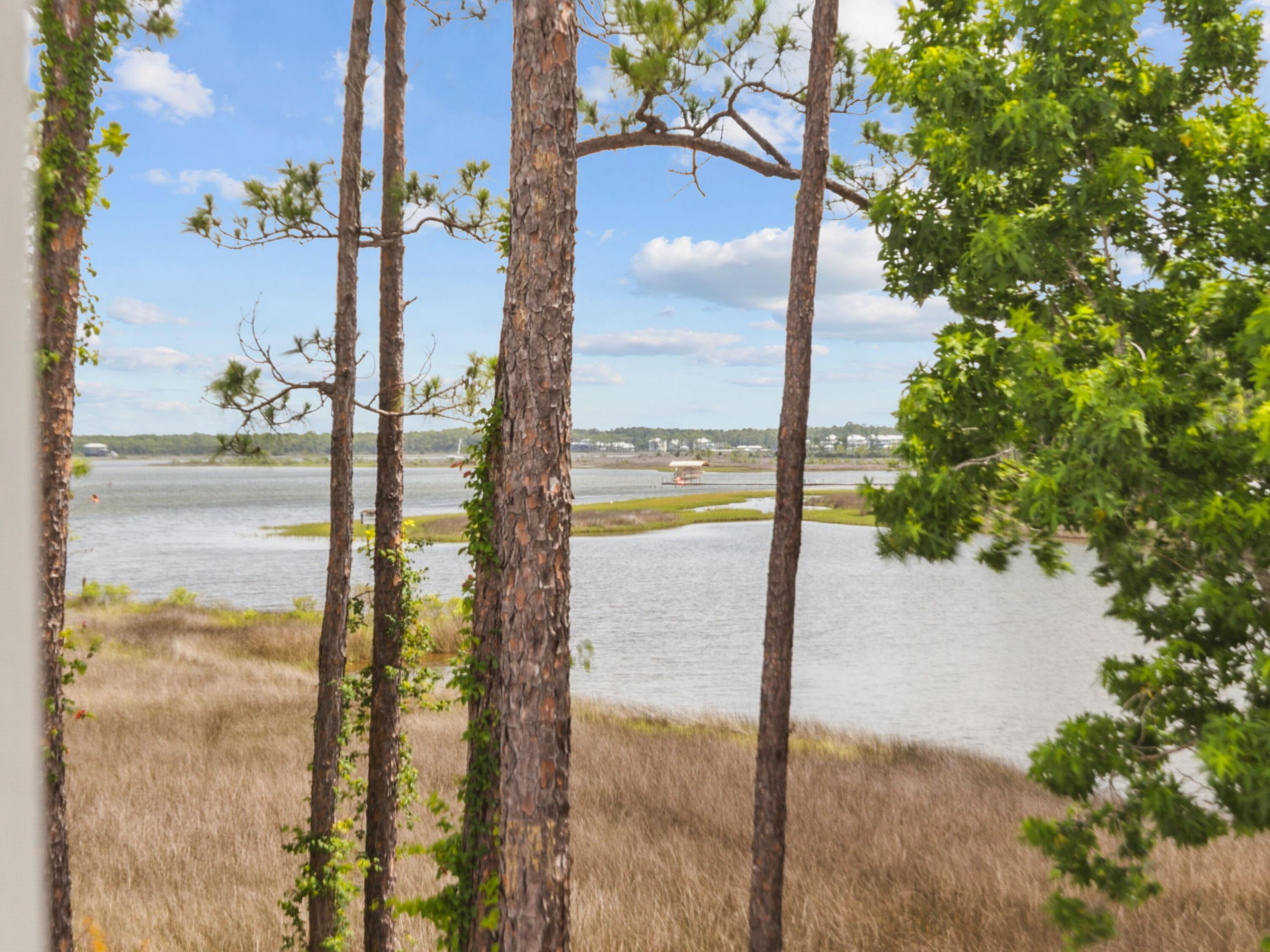 255 Churchill Oaks Dr