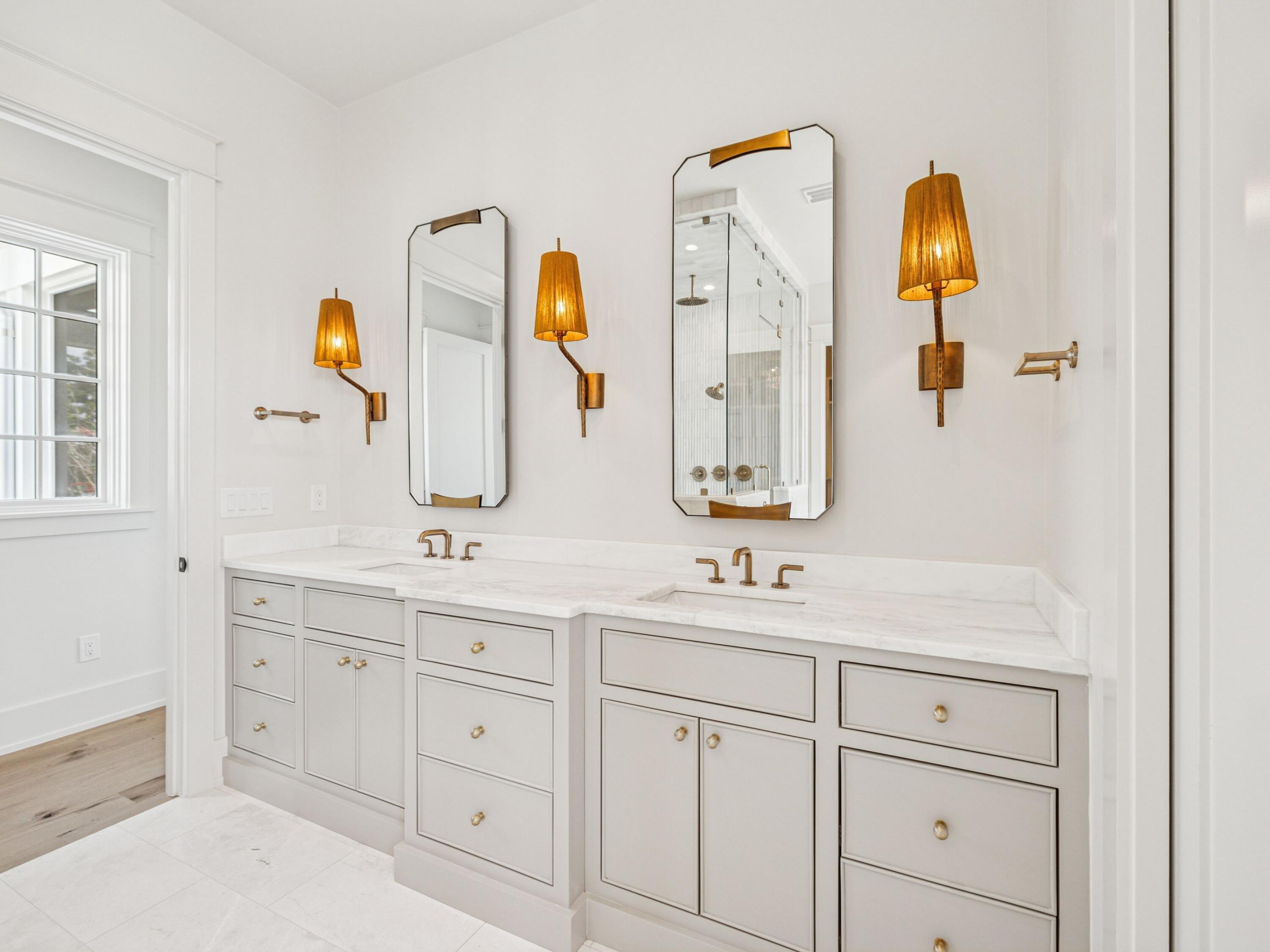 255 Churchill Oaks Dr