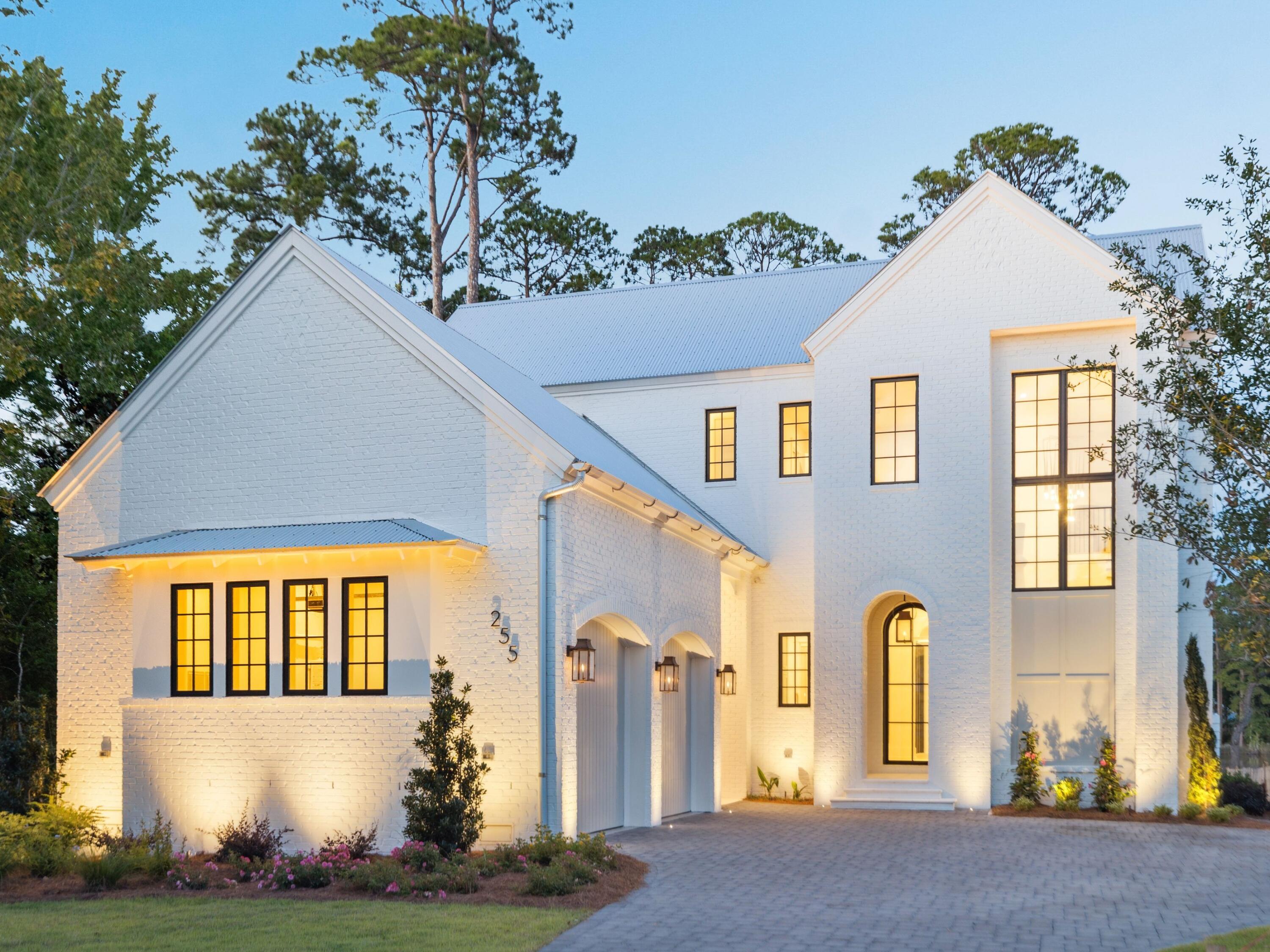 255 Churchill Oaks Dr