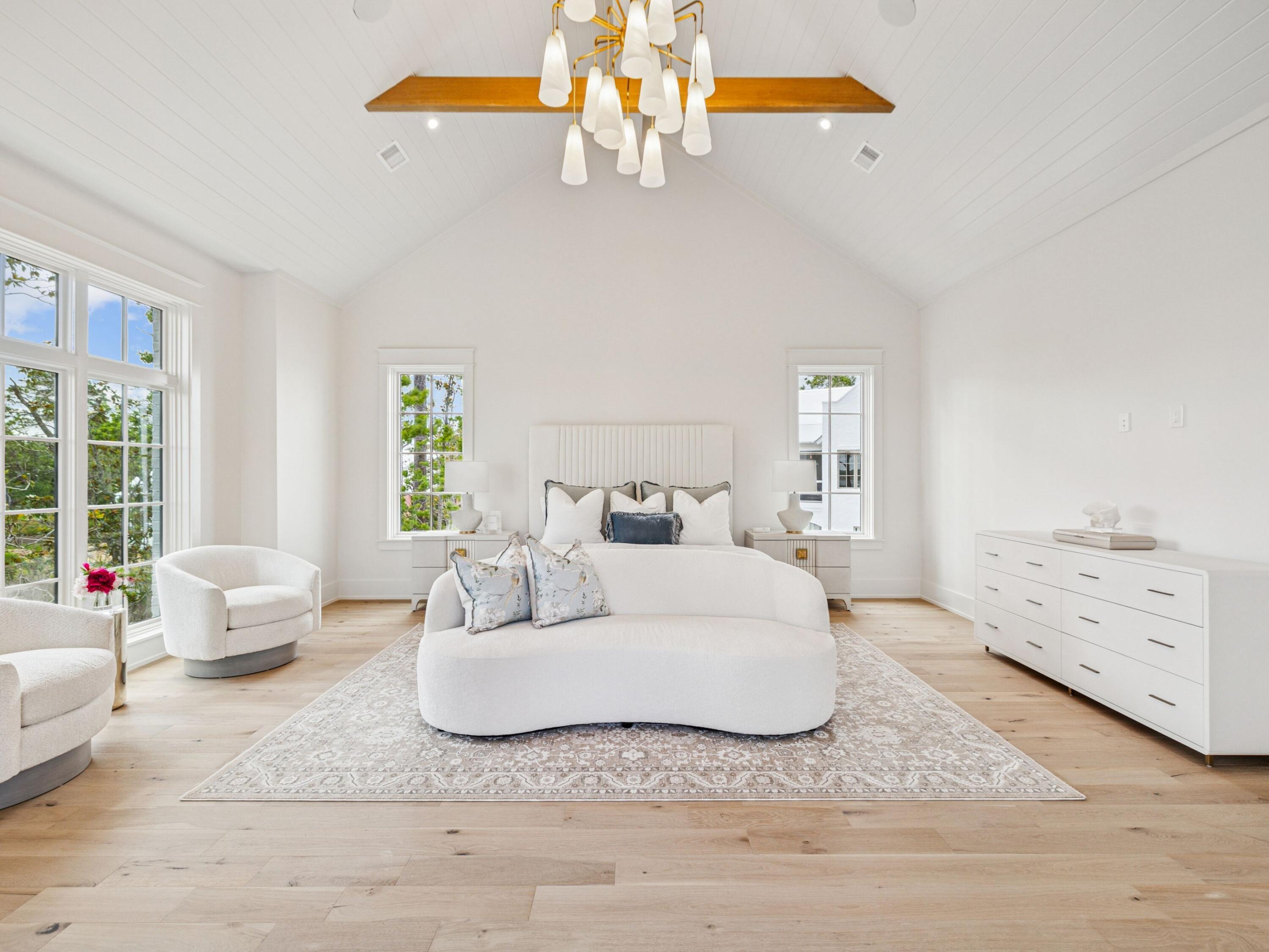 255 Churchill Oaks Dr