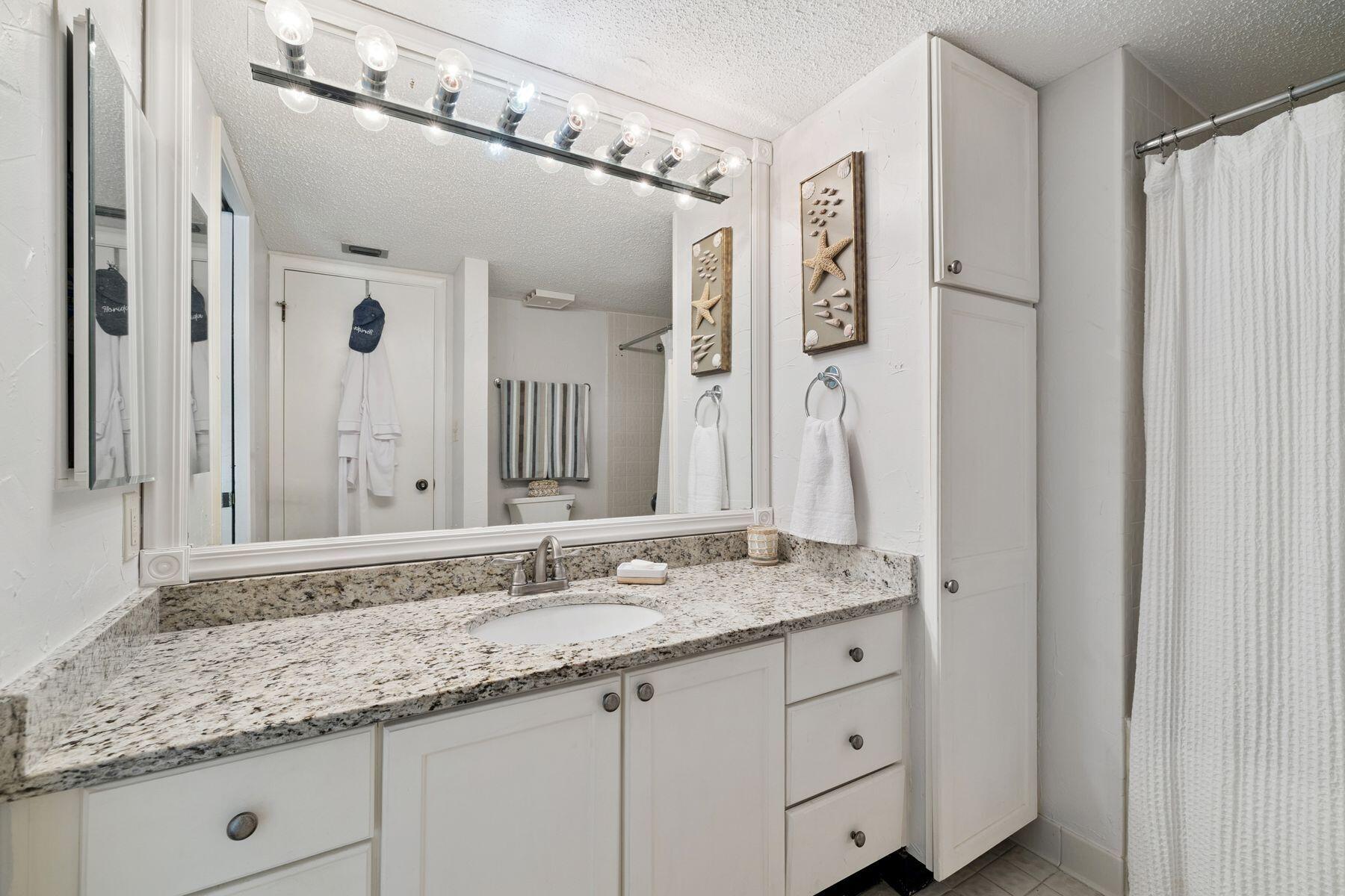 9815 US-98, UNIT 227