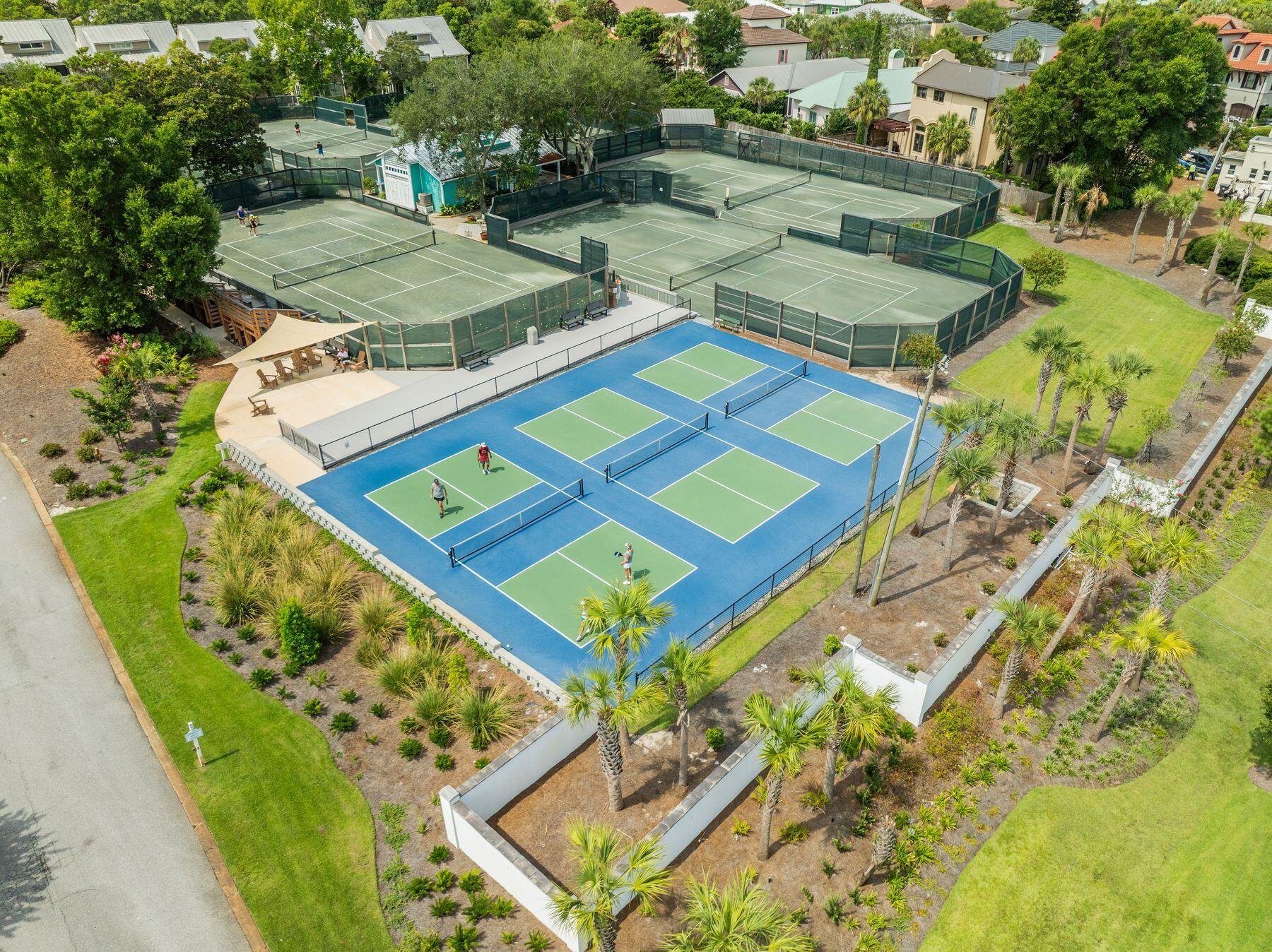 9815 US-98, UNIT 227