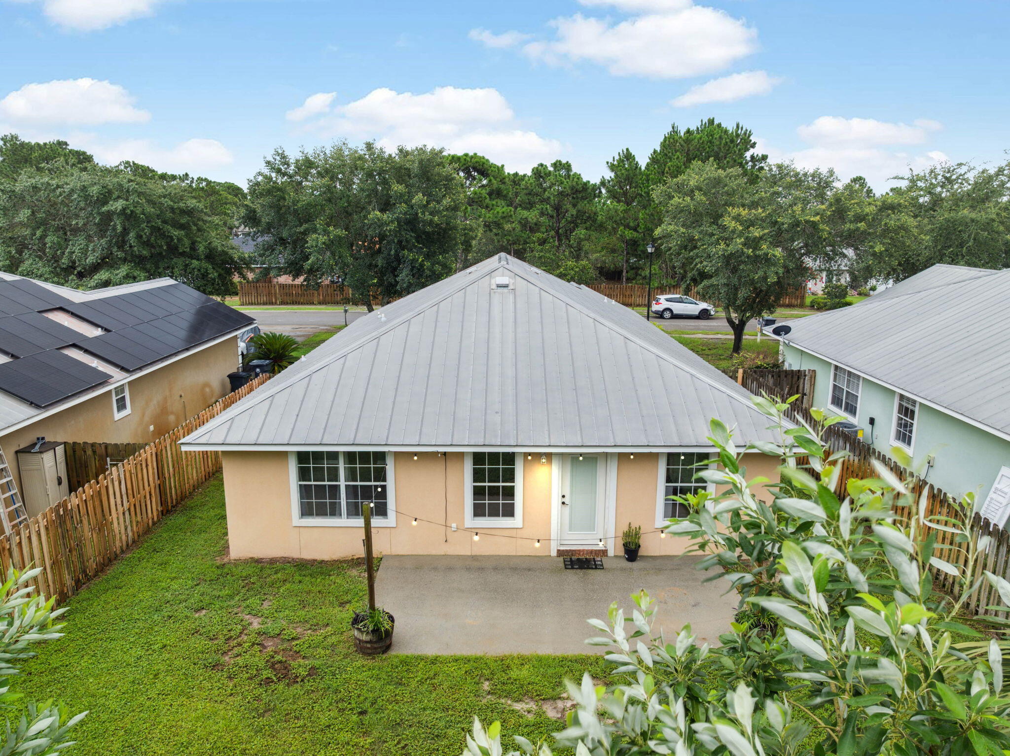 38 S Harborview Road