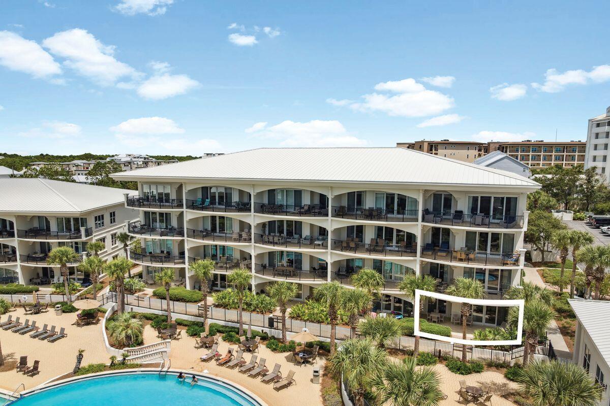 2421 W County Highway 30A, D101