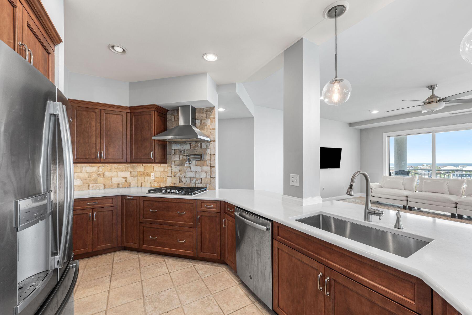 662 Harbor Boulevard, UNIT 550