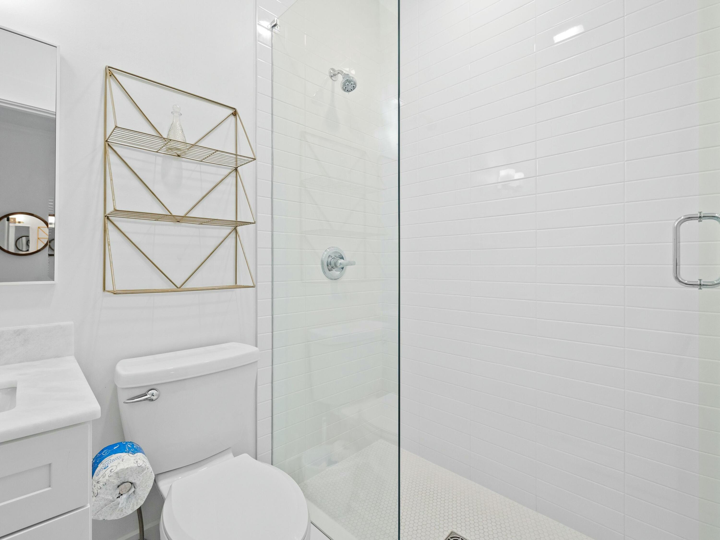 521 Old Beach Road, # 2