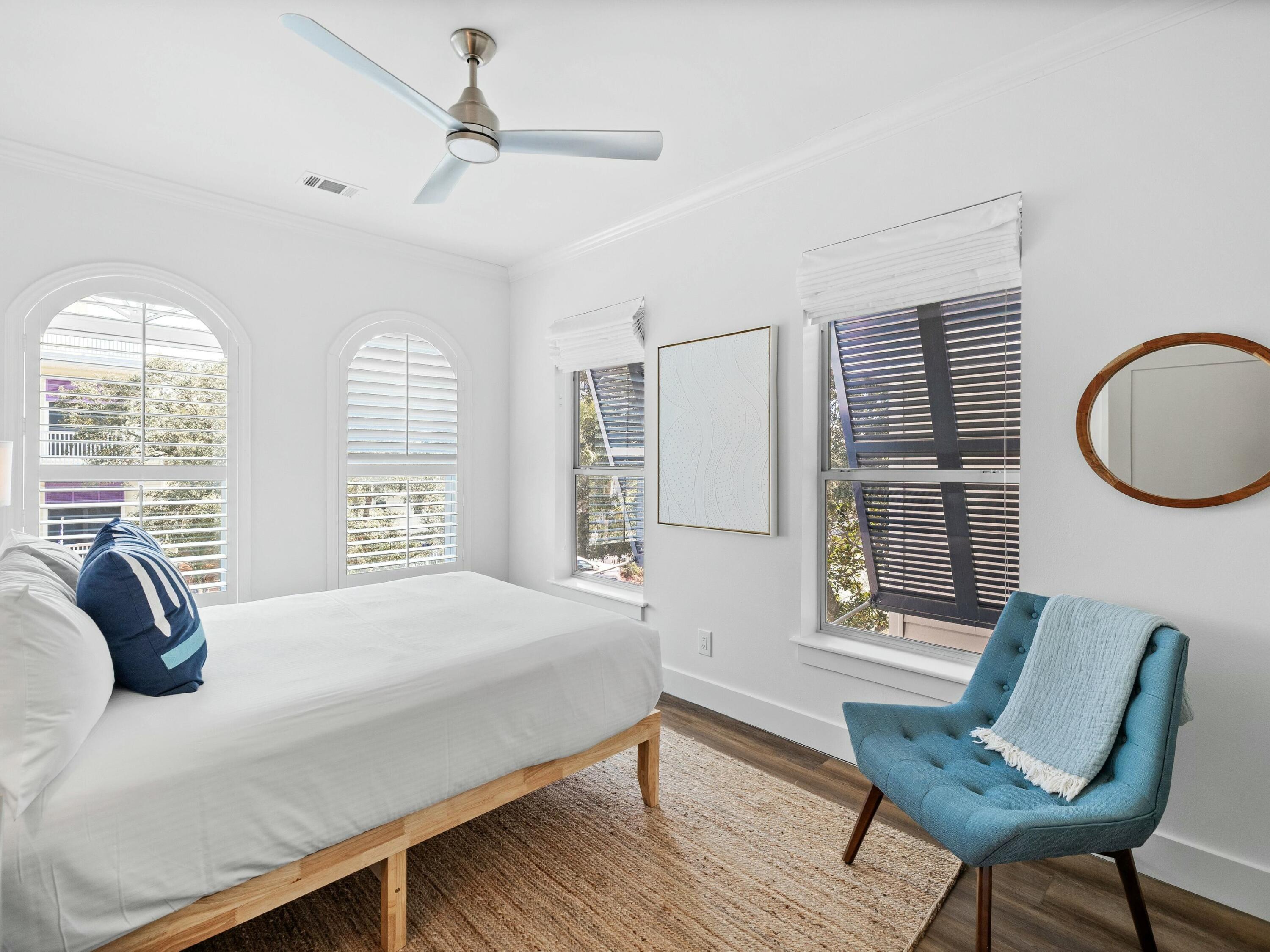 521 Old Beach Road, # 2