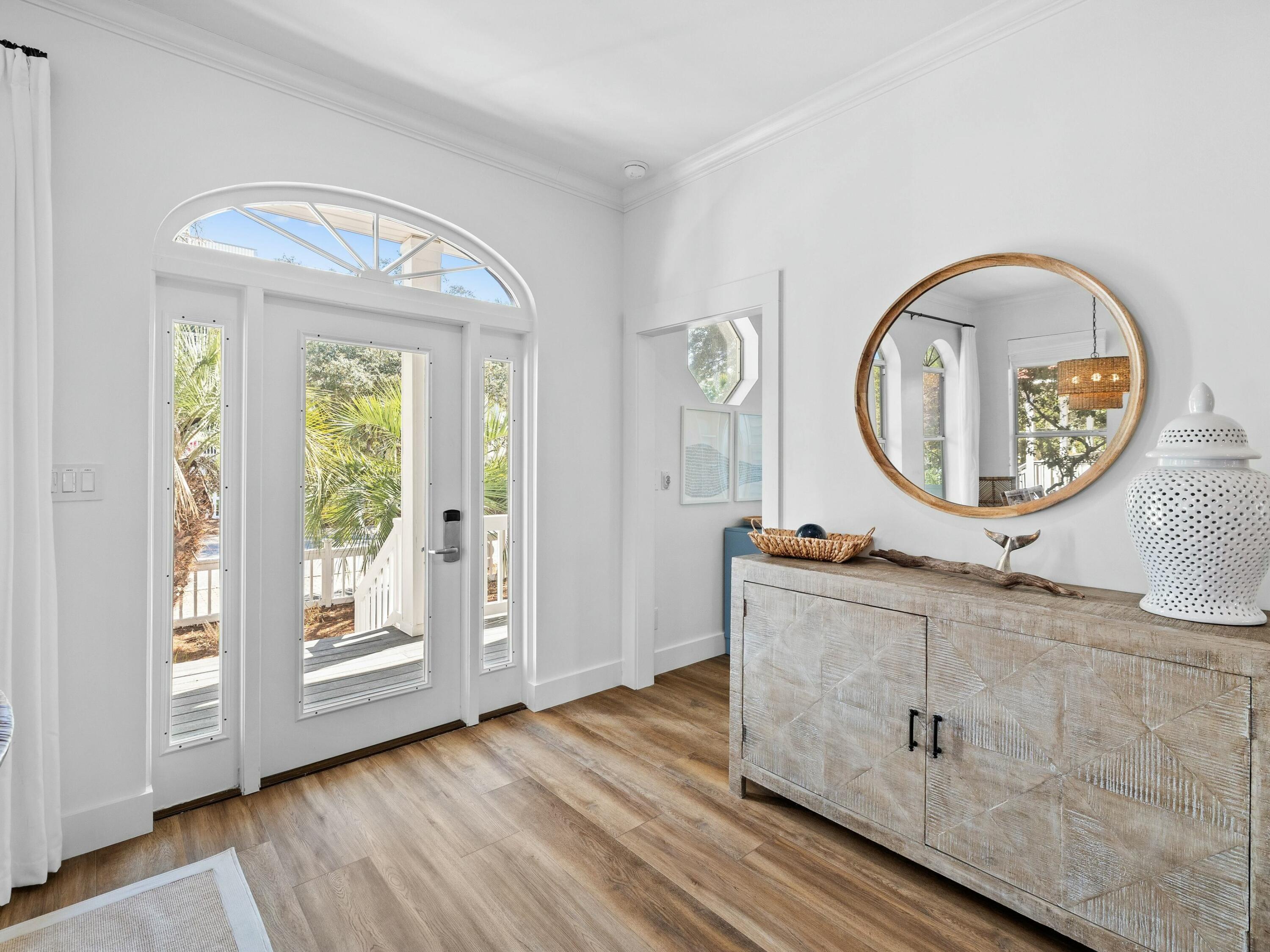 521 Old Beach Road, # 2