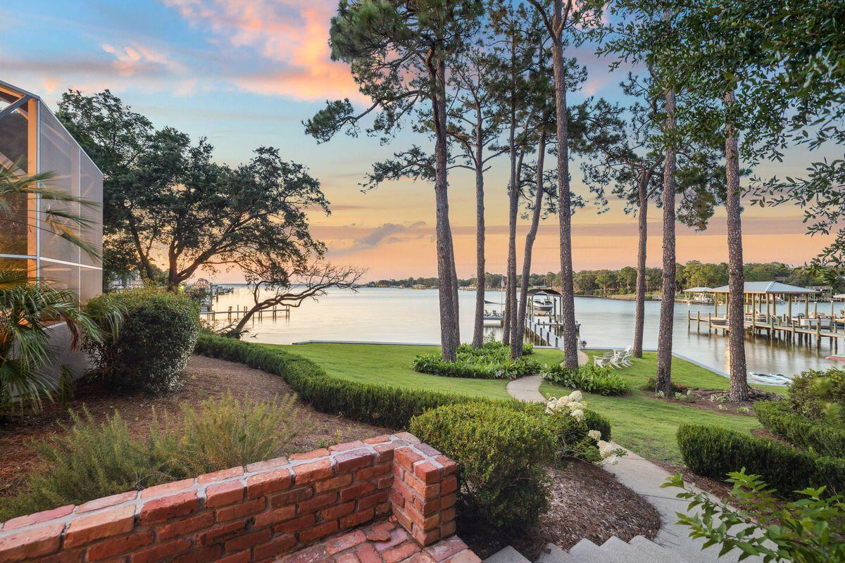 700/702 Beach Drive