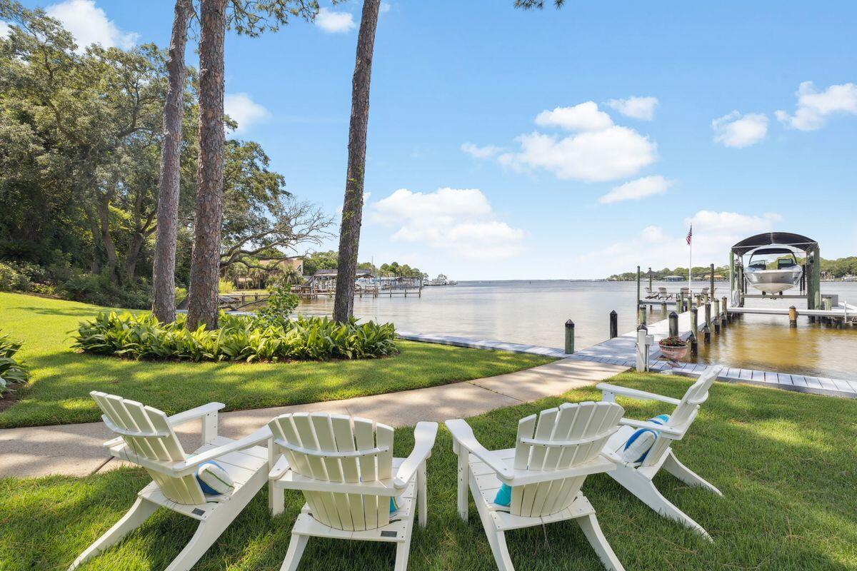 700/702 Beach Drive