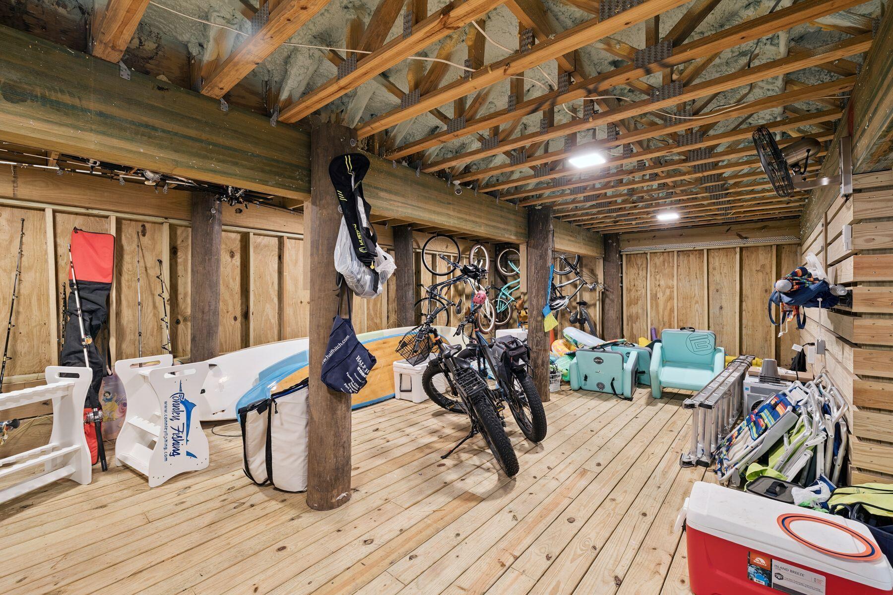 5055 W County Hwy 30A, 1010