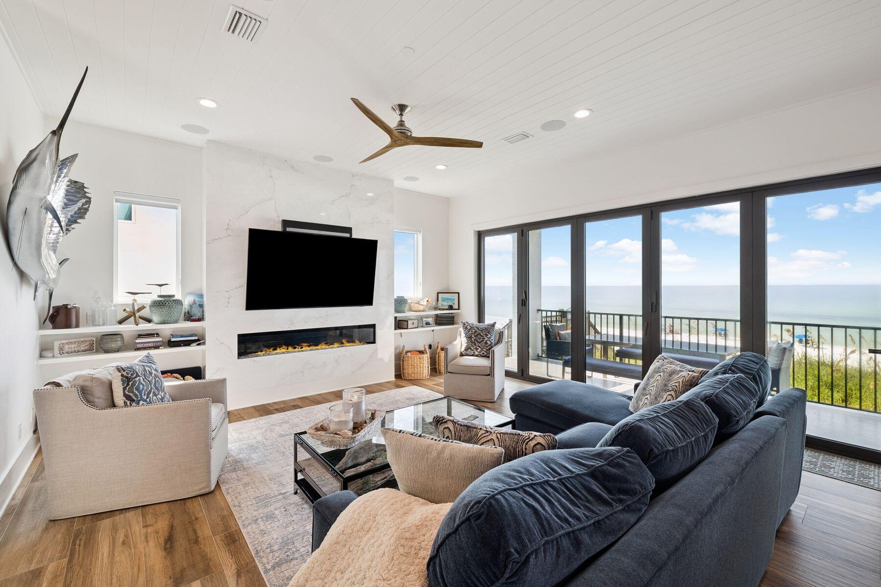 5055 W County Hwy 30A, 1010