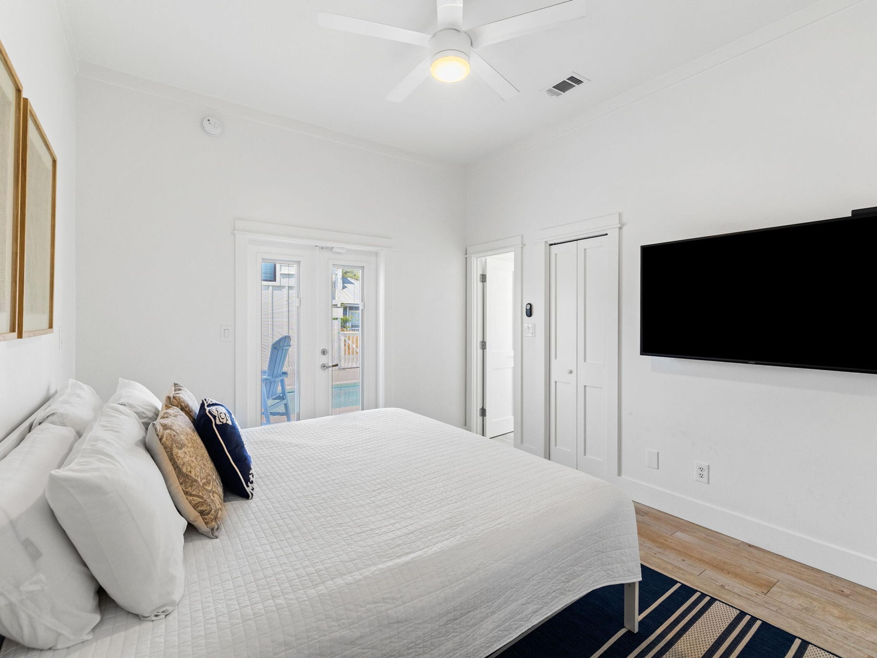 3153 E Scenic Highway, 98