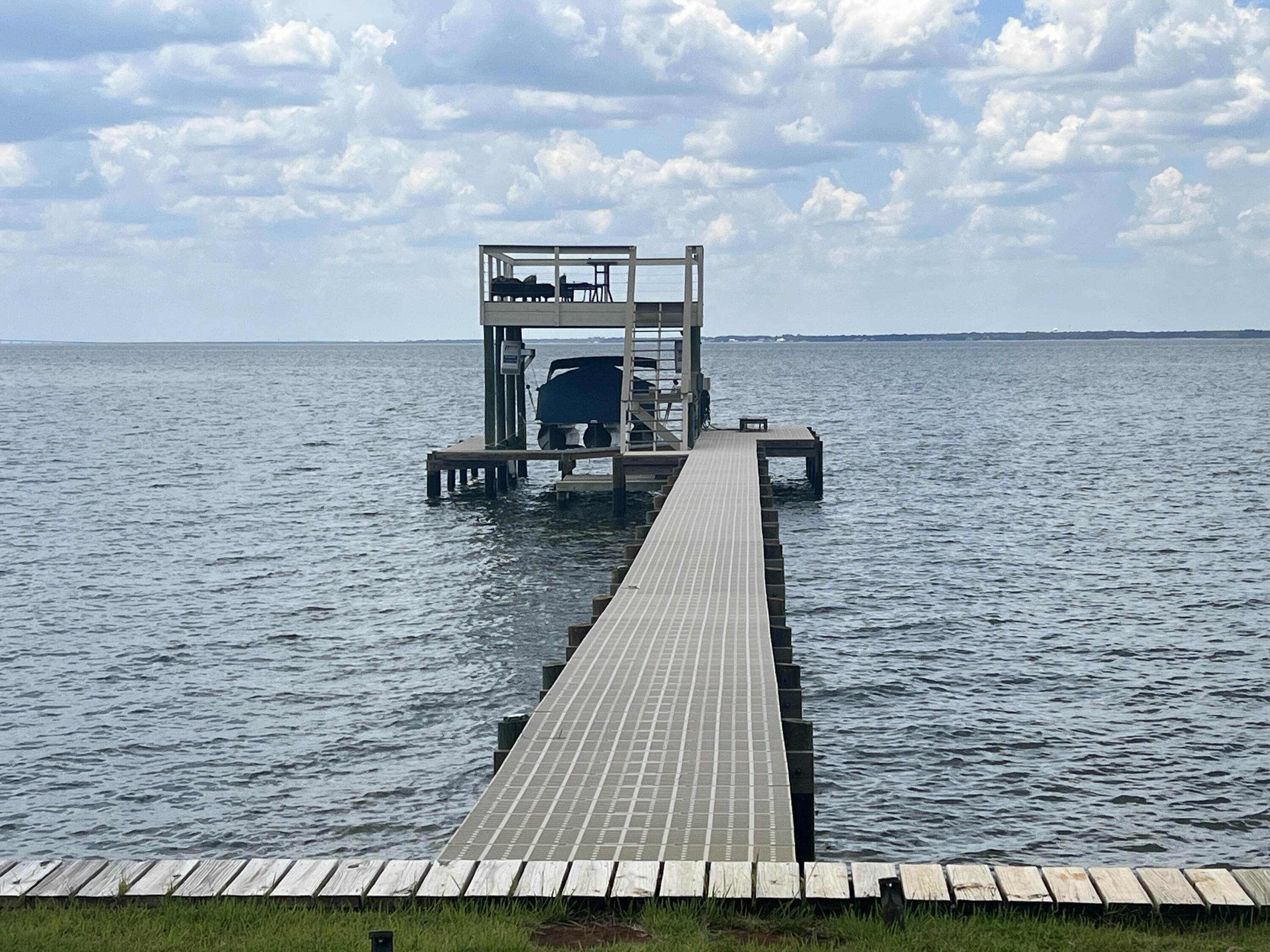 823 Driftwood Point Road