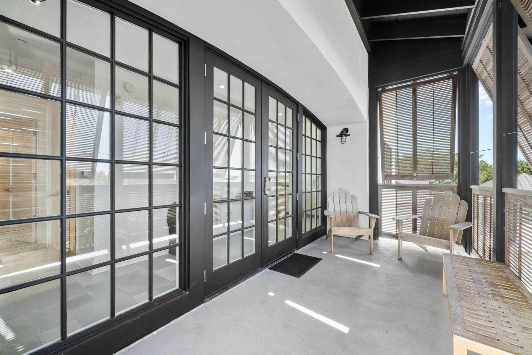 136 Georgetown Avenue, 3B-4