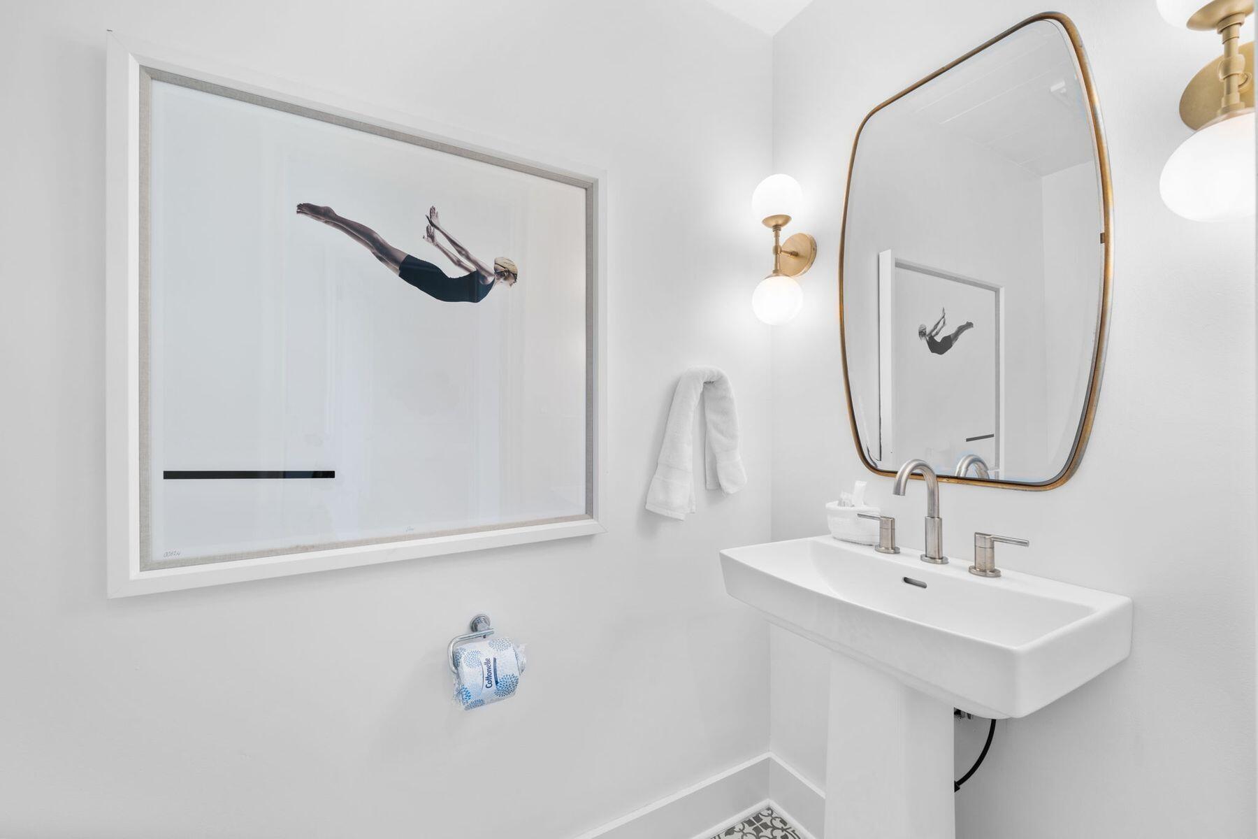 136 Georgetown Avenue, 3B-4