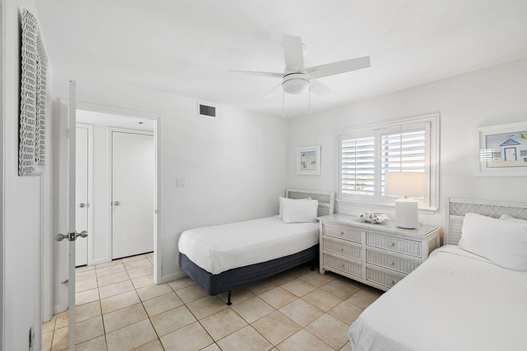 4100 E County Hwy 30A, 701