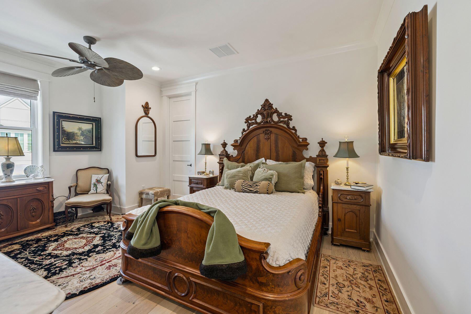 113 White Cliffs Drive