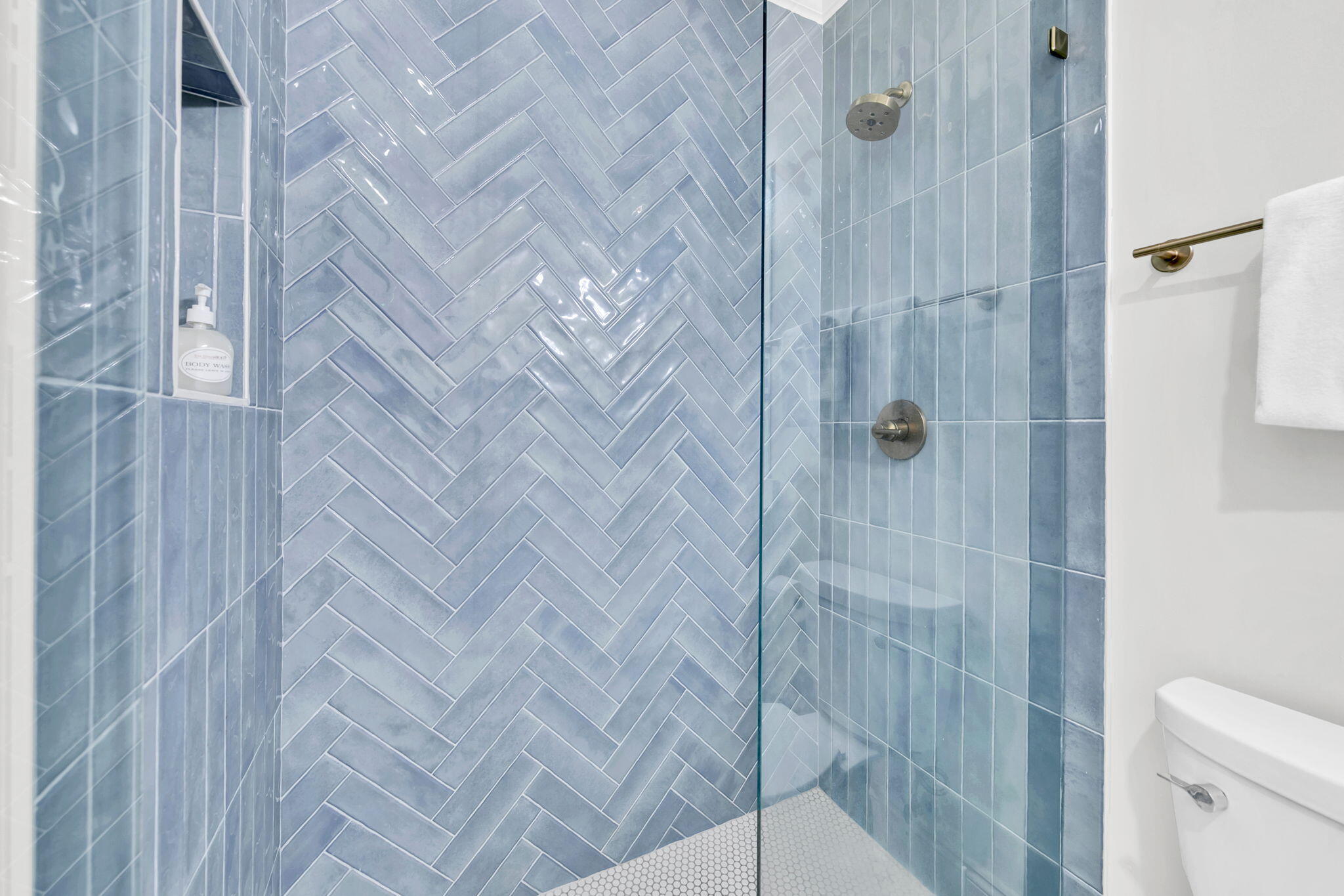 2421 W County Highway 30A, UNIT E103, Santa Rosa Beach Unit: UNIT E103