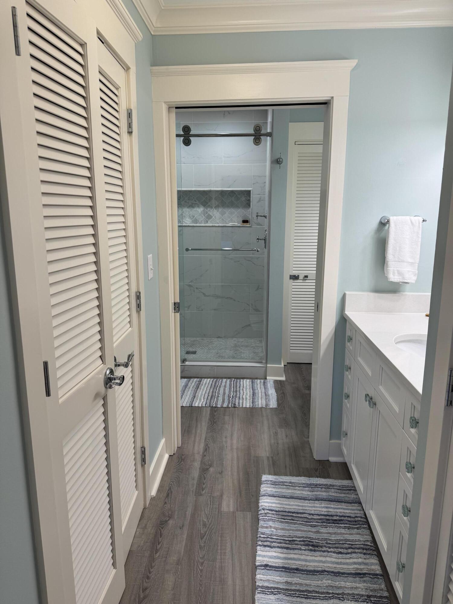 1735 E County Hwy 30A, UNIT 204