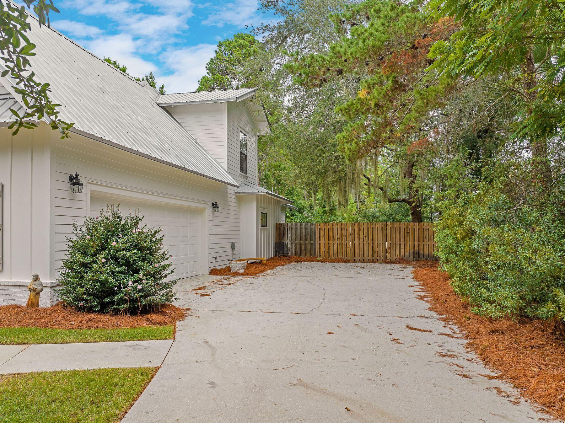 321 Botany Boulevard