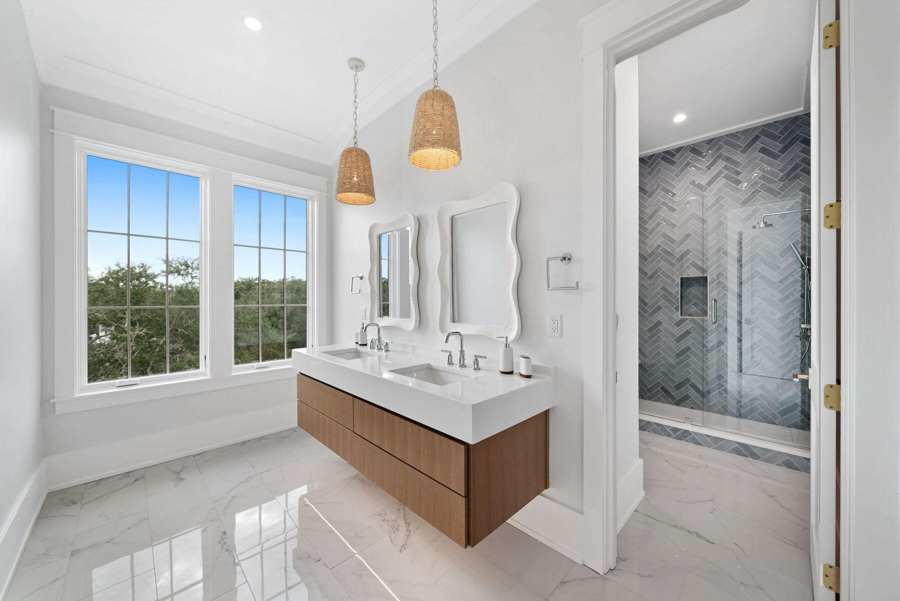 2900 S County Hwy 395