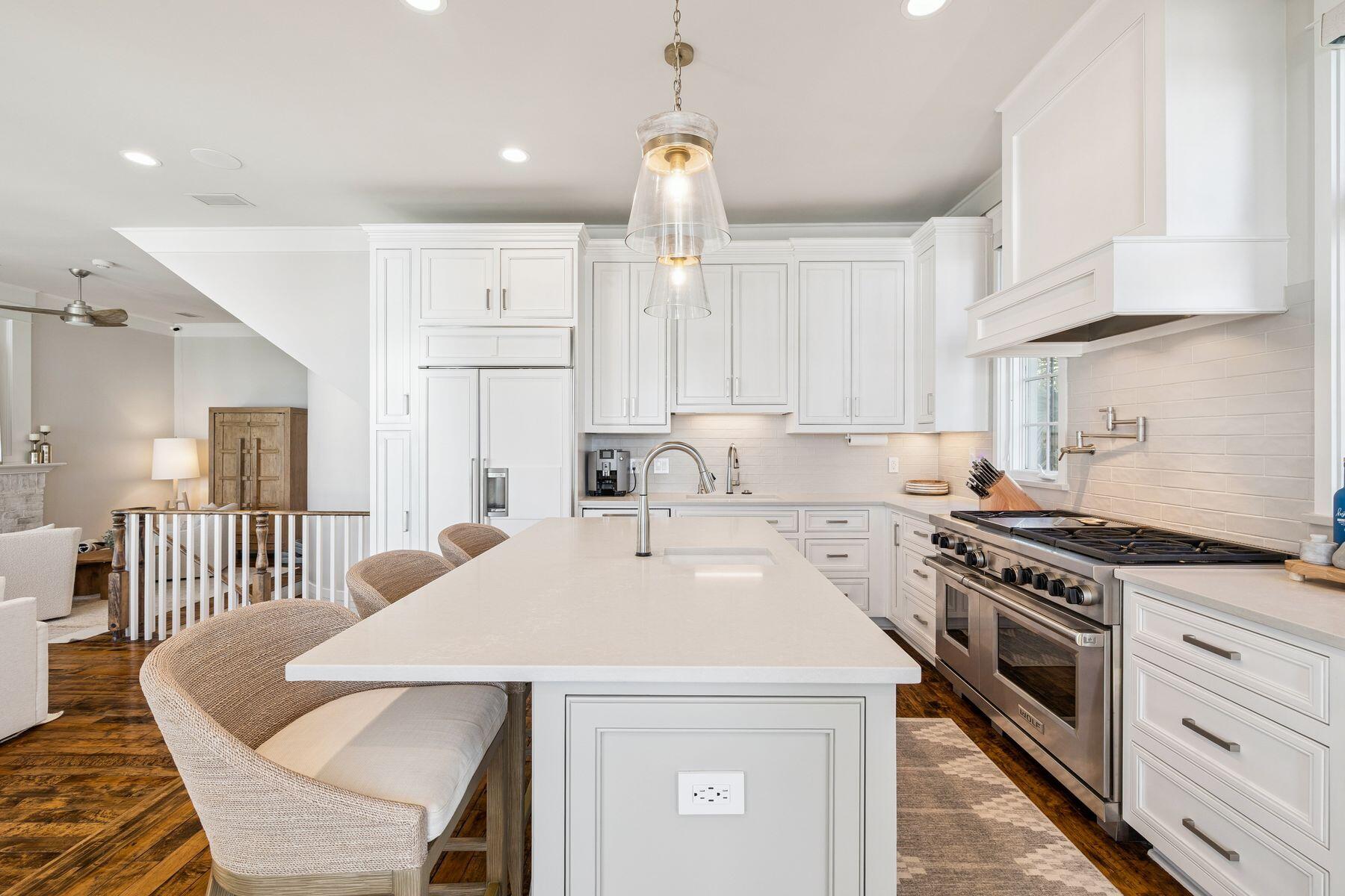 131 W St Lucia Lane
