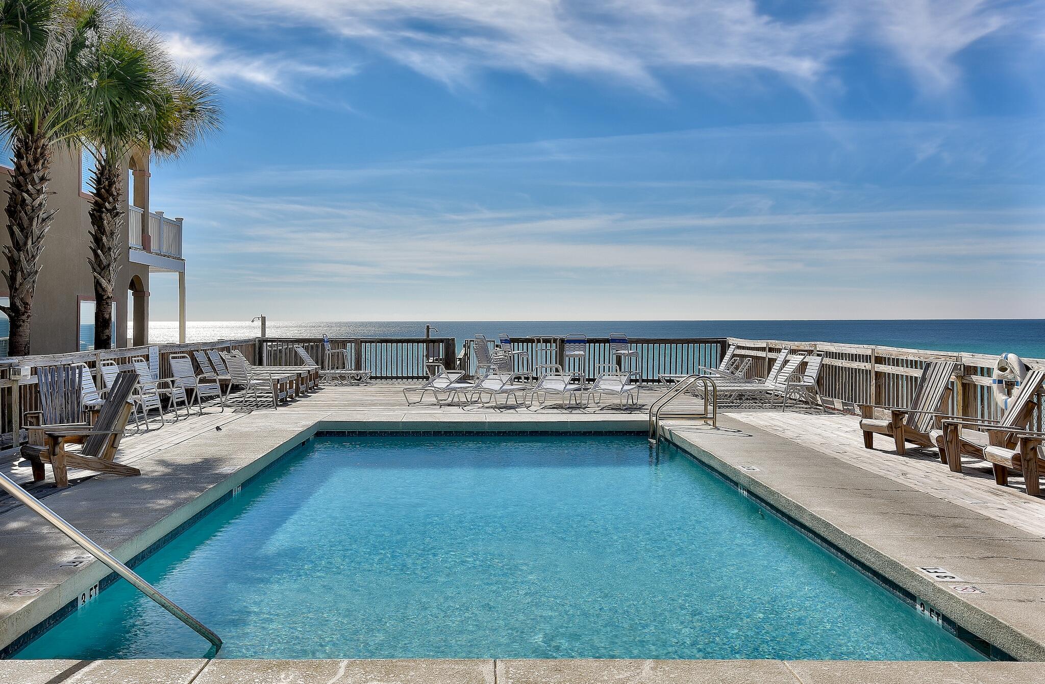 431 La Valencia Circle