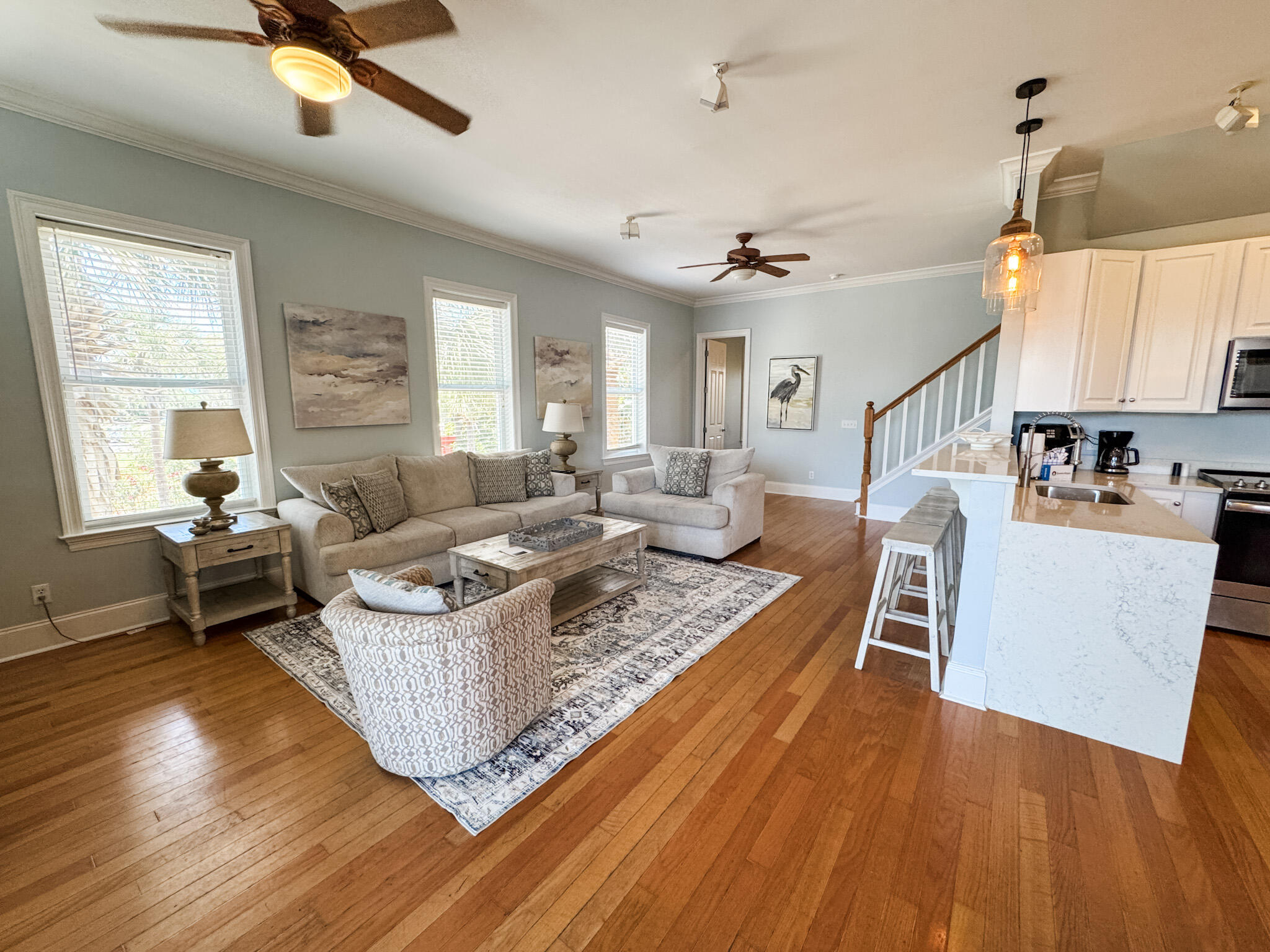 431 La Valencia Circle