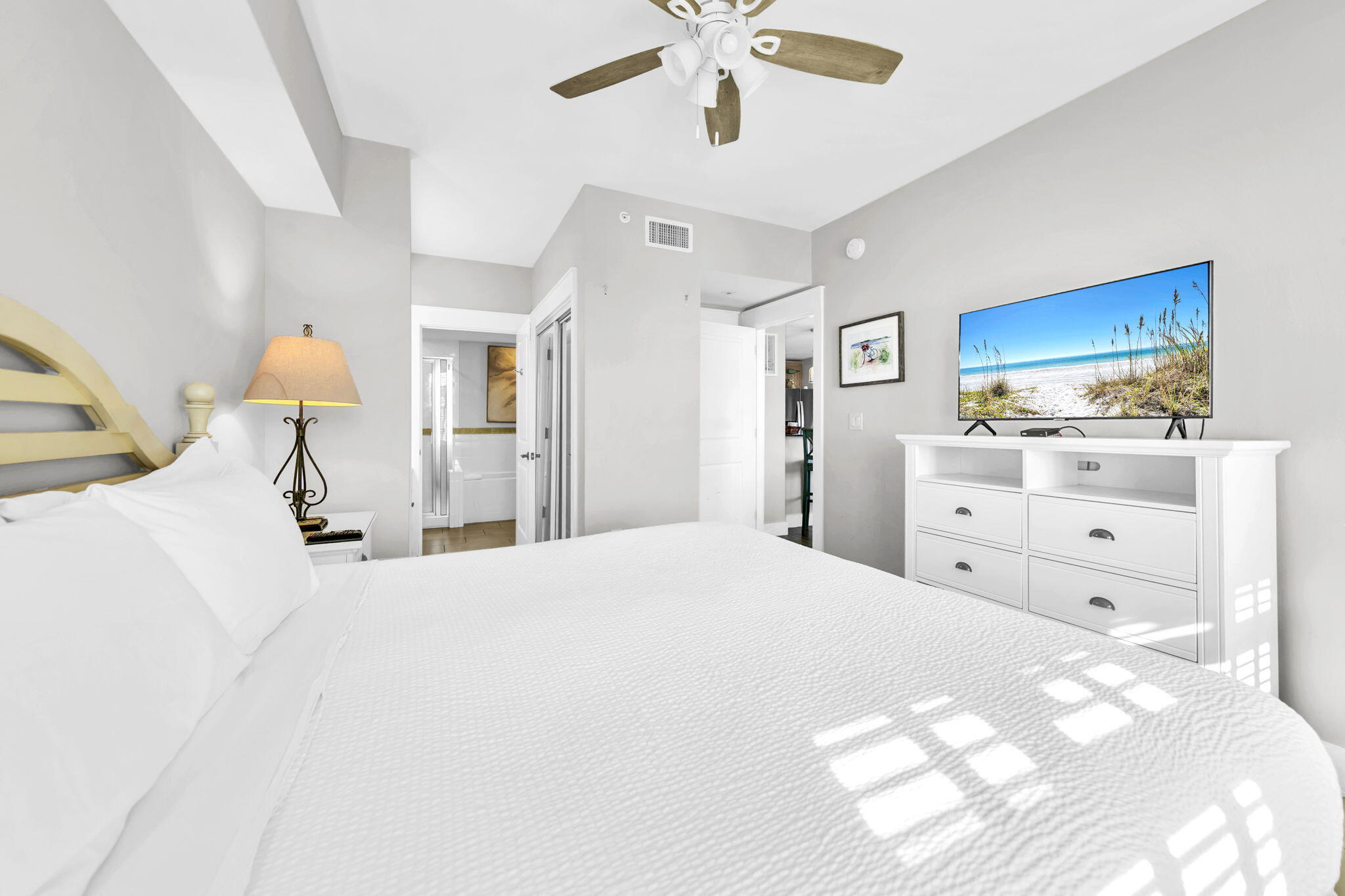 9100 Baytowne Wharf Boulevard 458/460