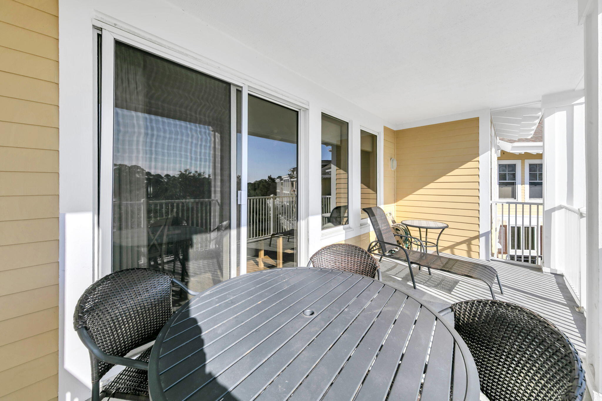 9100 Baytowne Wharf Boulevard 458/460