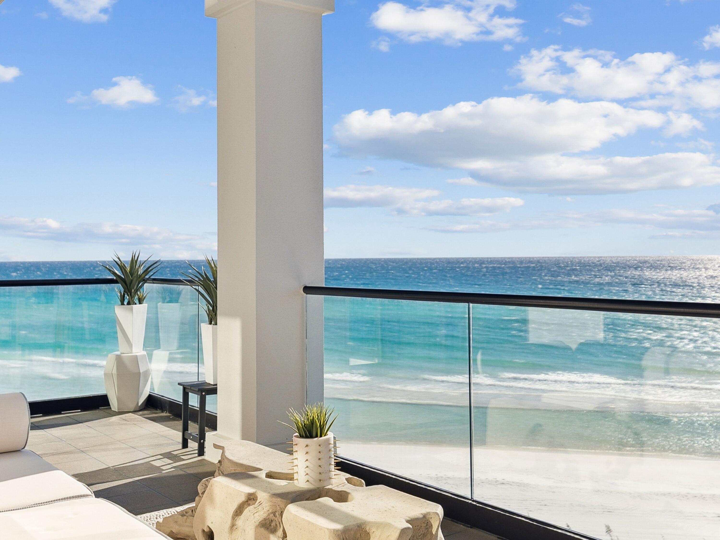 4463 W County Highway 30A UNIT 302