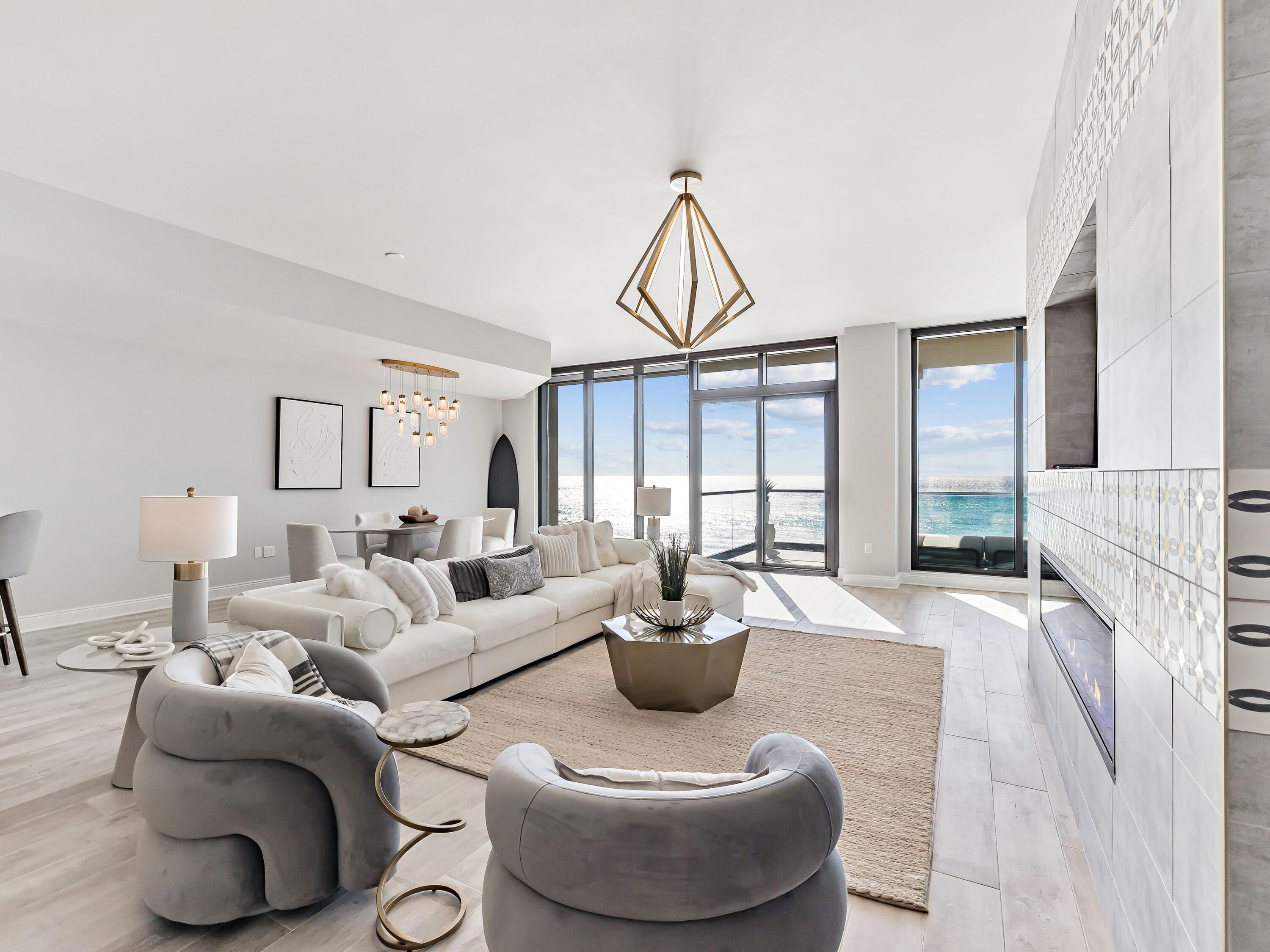 4463 W County Highway 30A UNIT 302