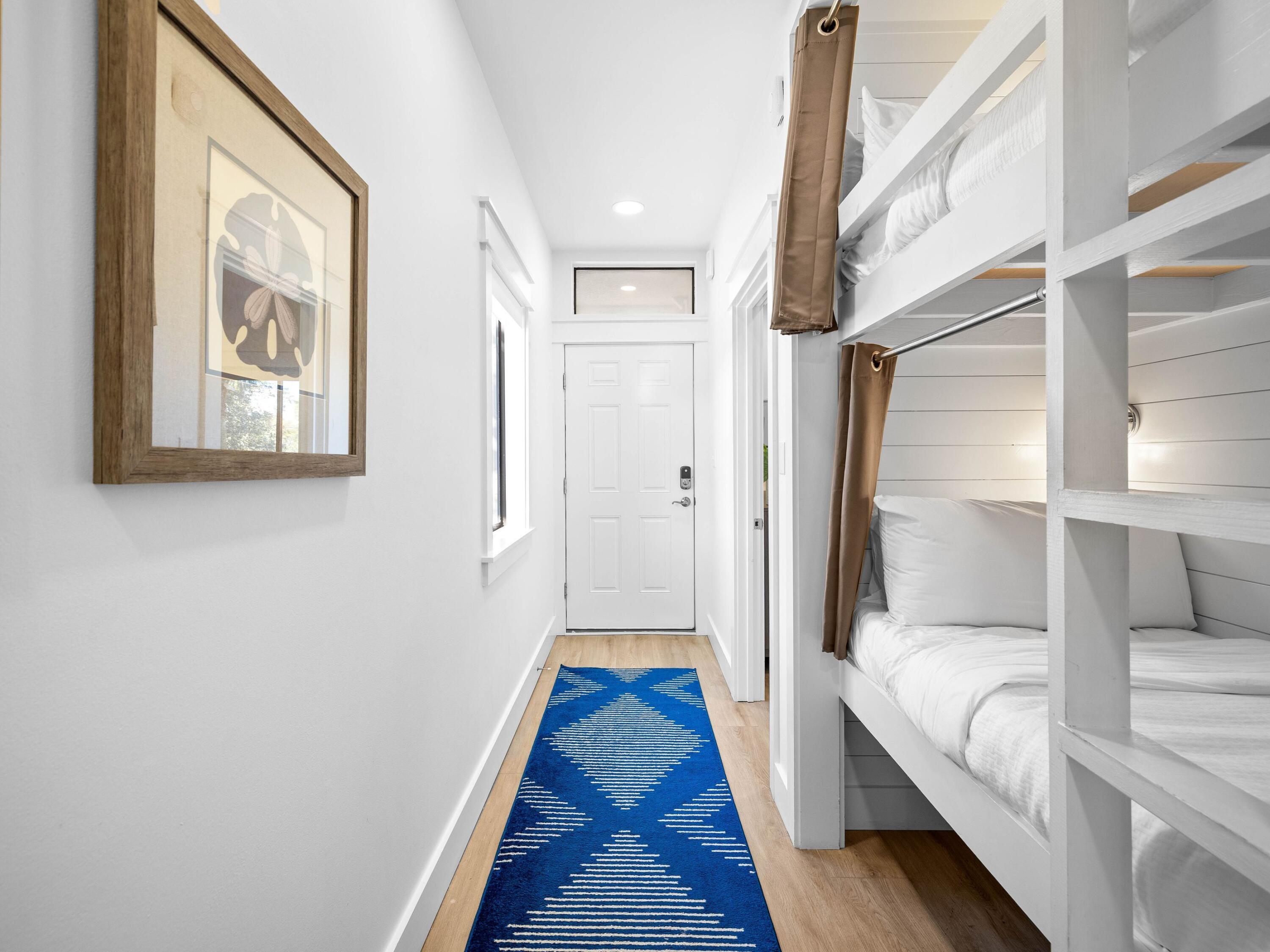 3604 East County Highway 30A D6