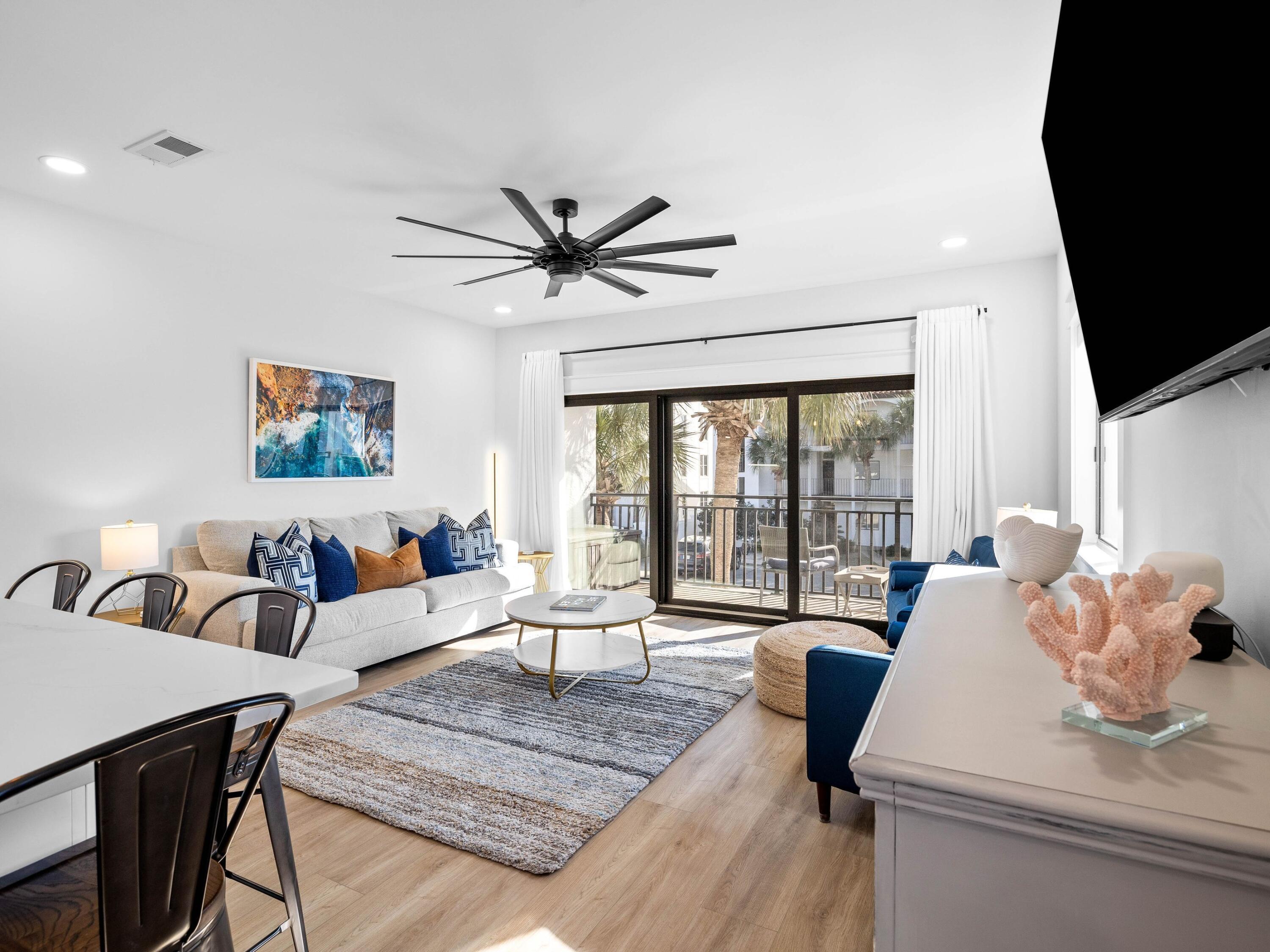 3604 East County Highway 30A D6