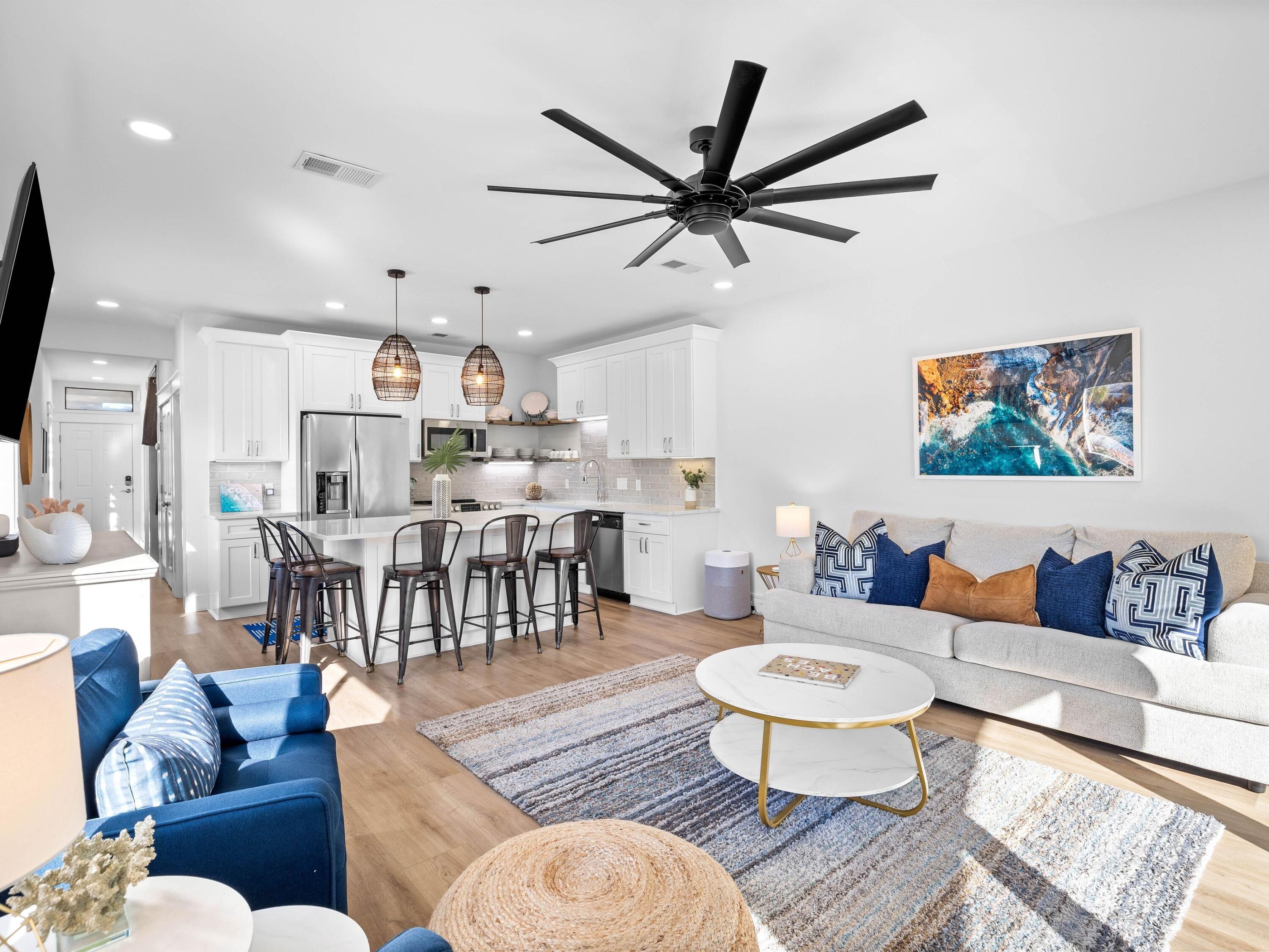 3604 East County Highway 30A D6