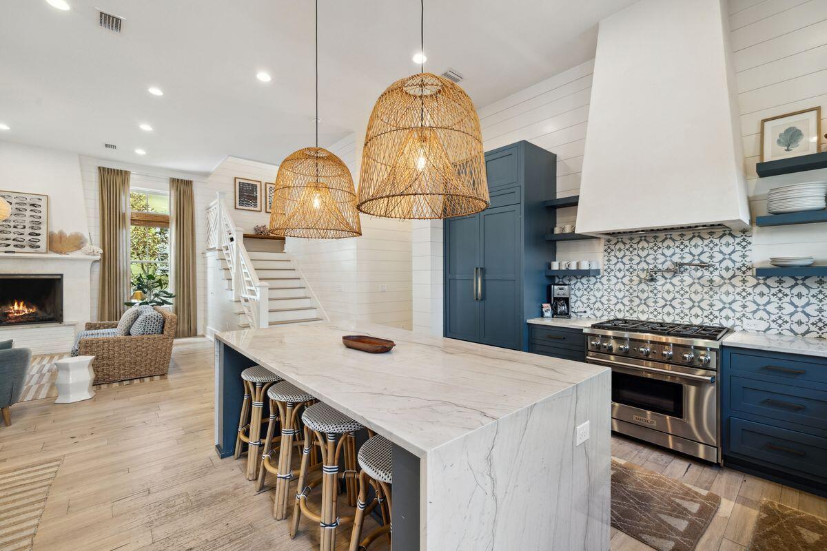 76 Tall Timber Court