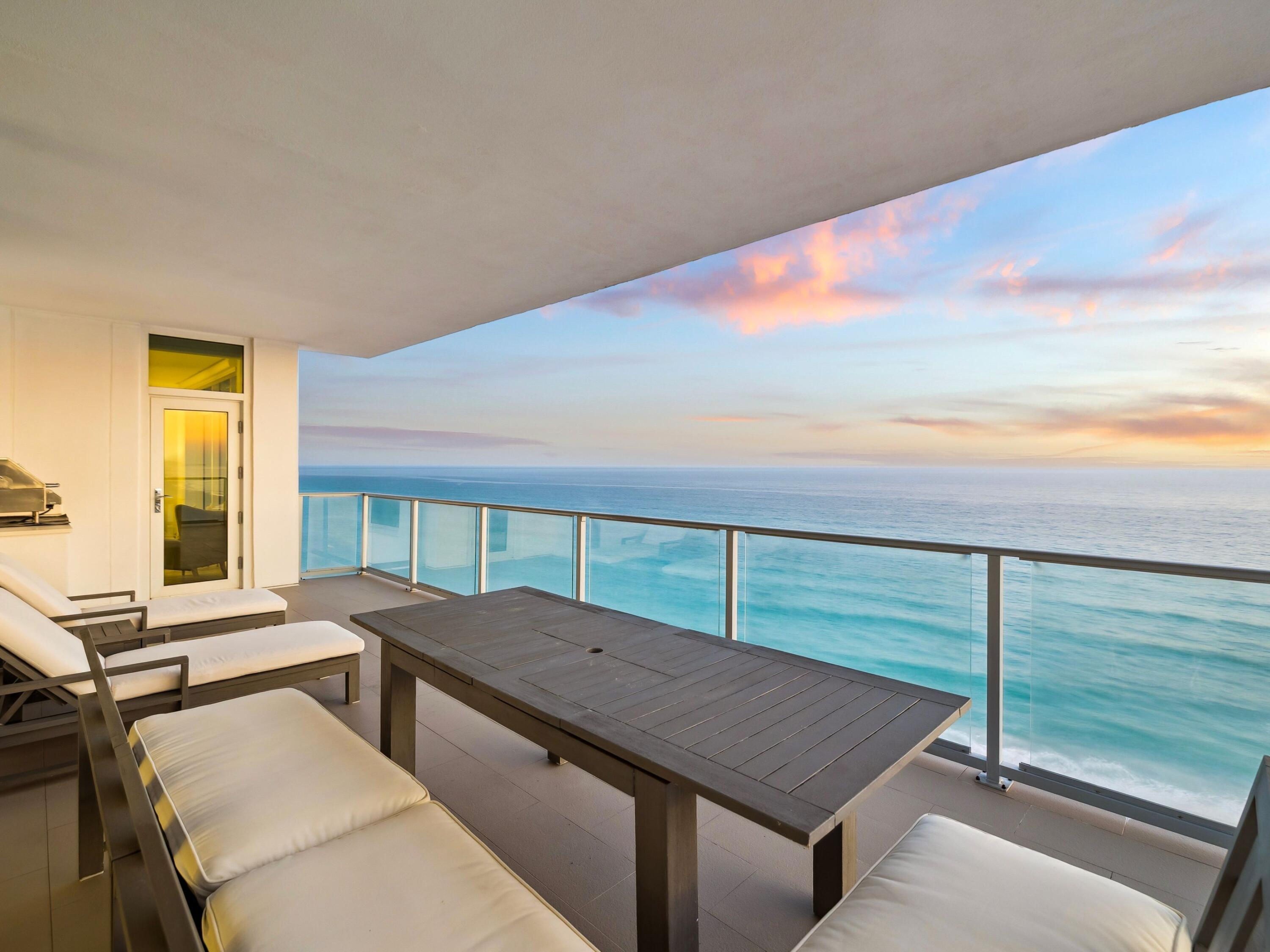 1900 Scenic Hwy 98 902