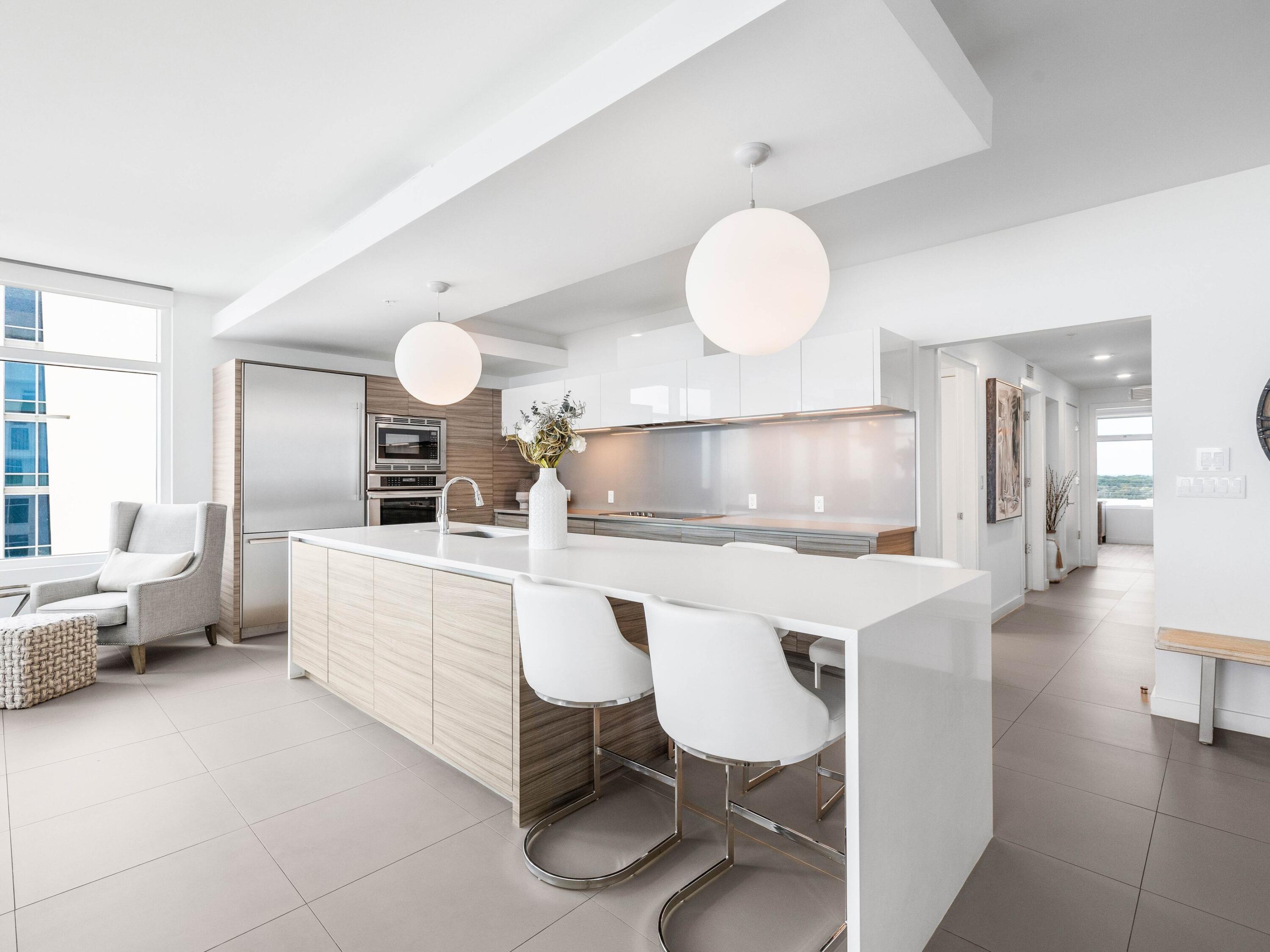 1900 Scenic Hwy 98 902