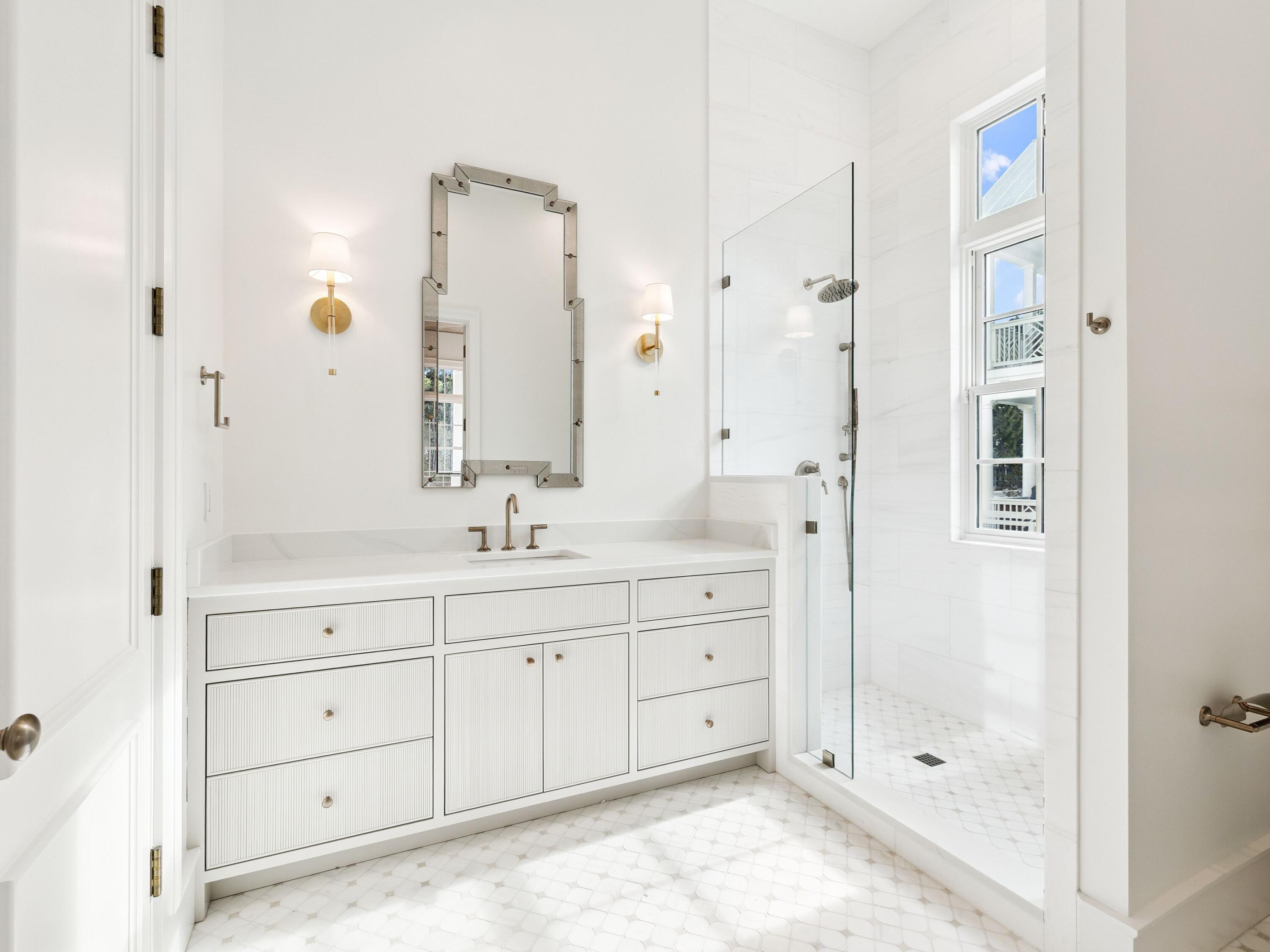 34 Climbing Rose Way