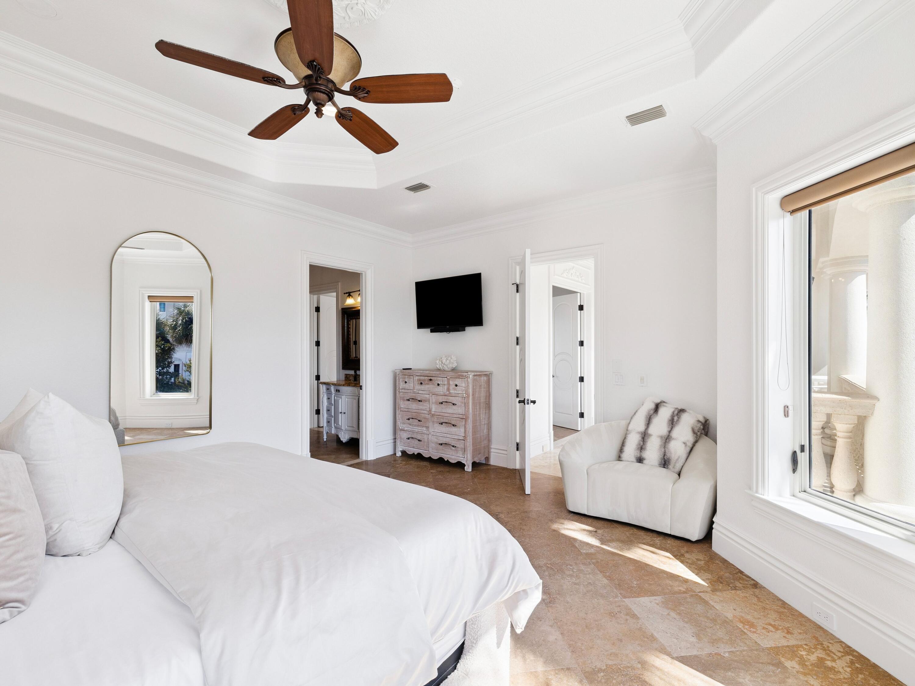 30 Pelican Circle