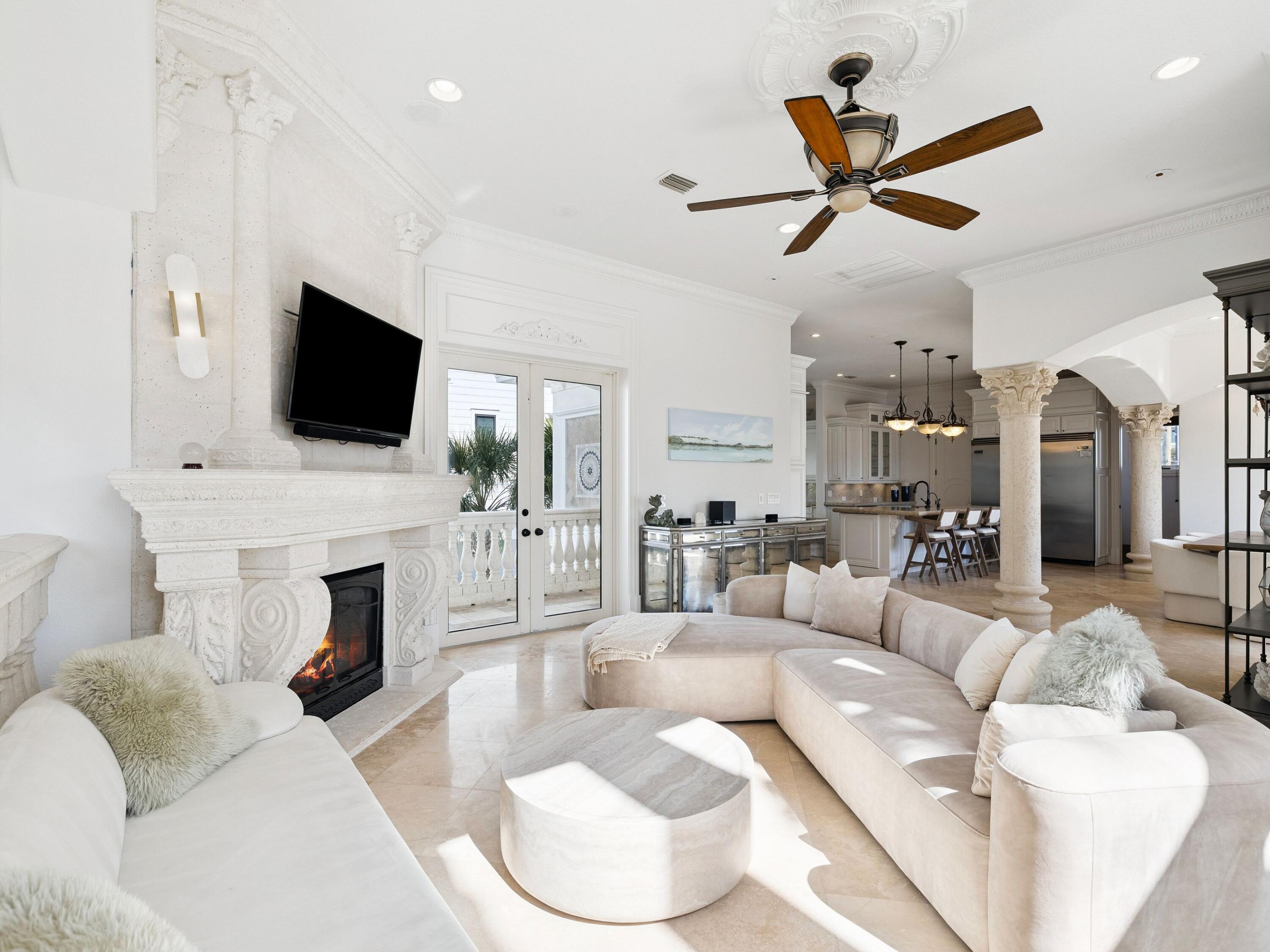 30 Pelican Circle