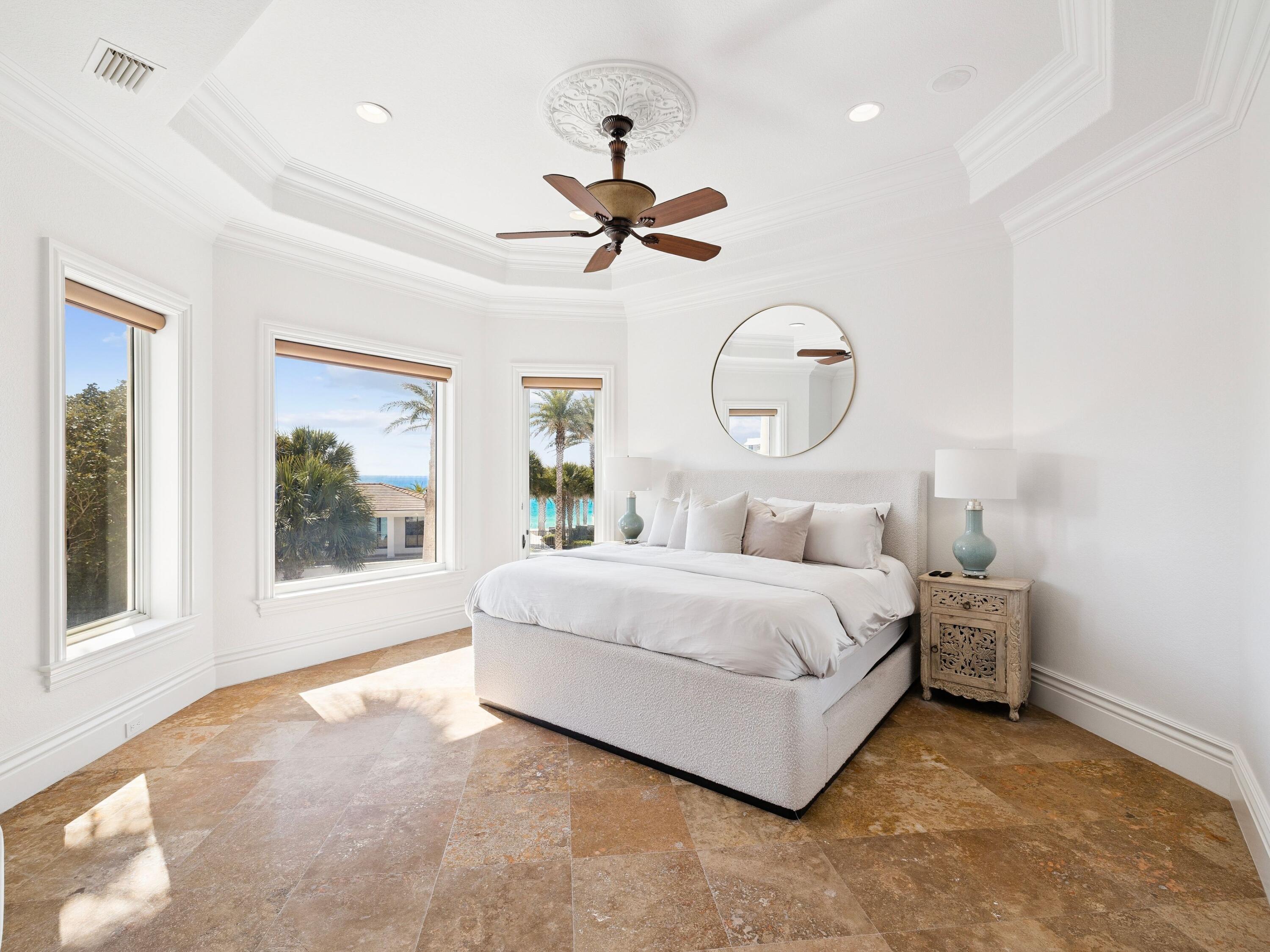 30 Pelican Circle