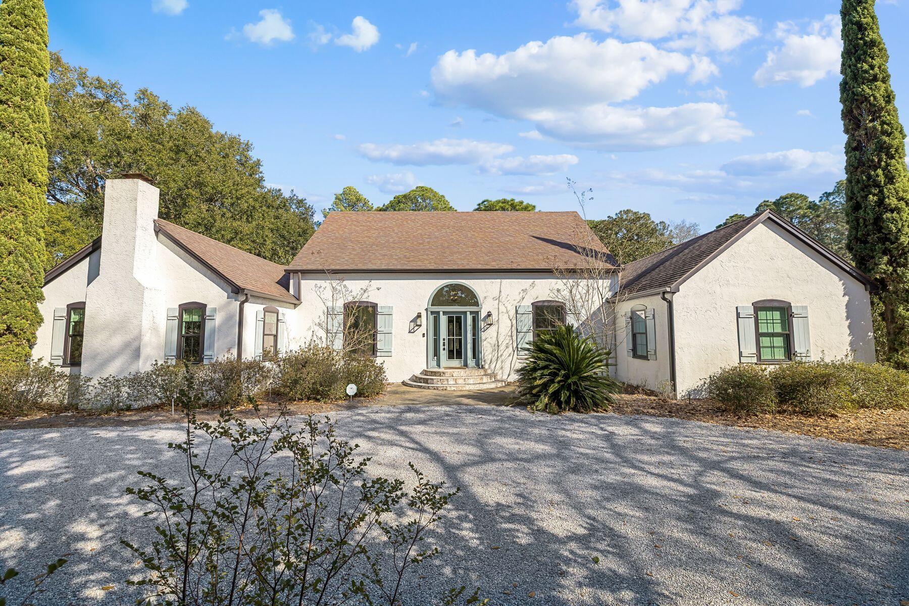 1525 W Hewett Road